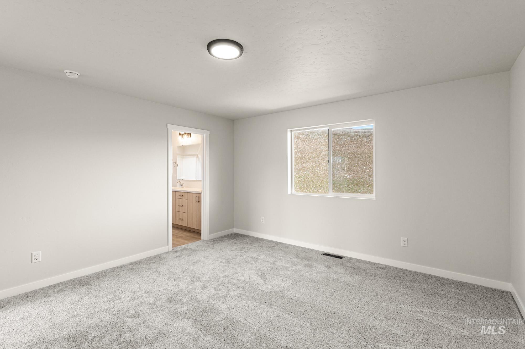 3047 W Taiban Creek Dr, Kuna, Idaho 83634, 4 Bedrooms, 2.5 Bathrooms, Residential For Sale, Price $449,990,MLS 98989891