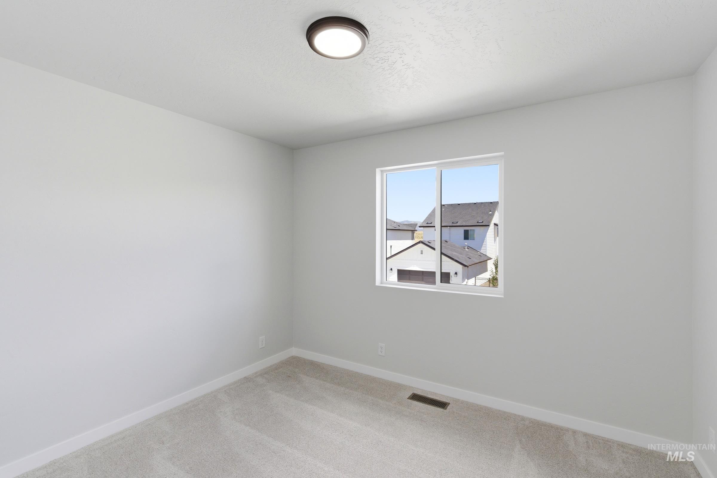 6923 S Spindlebush Ave, Boise, Idaho 83709, 3 Bedrooms, 2.5 Bathrooms, Residential For Sale, Price $429,990,MLS 98989894