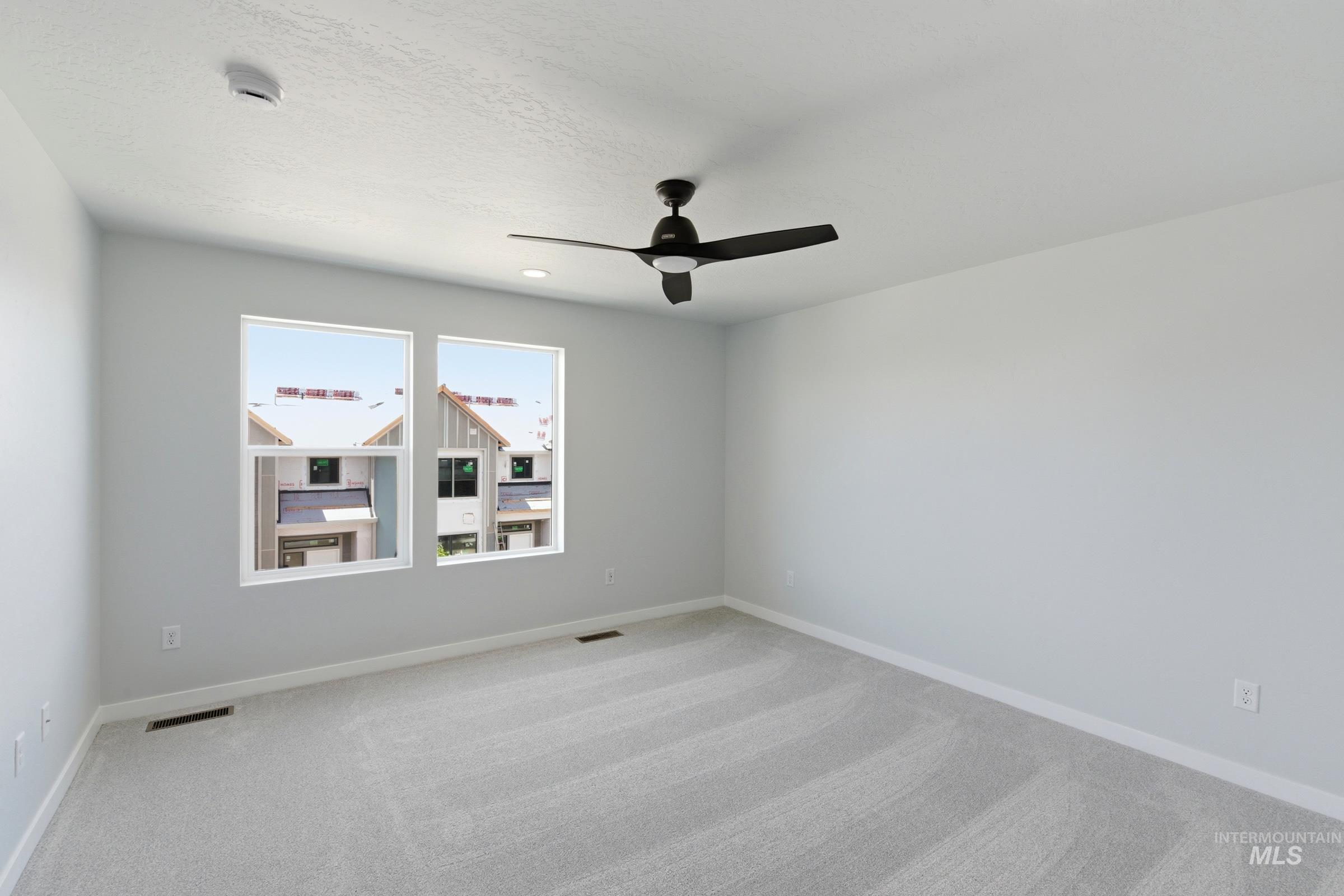 6923 S Spindlebush Ave, Boise, Idaho 83709, 3 Bedrooms, 2.5 Bathrooms, Residential For Sale, Price $429,990,MLS 98989894