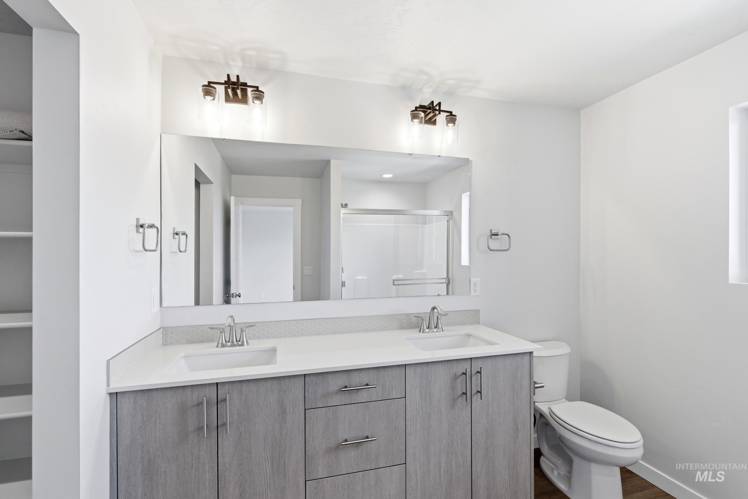 6937 S Spindlebush Ave, Boise, Idaho 83709, 3 Bedrooms, 2.5 Bathrooms, Residential For Sale, Price $434,990,MLS 98989897