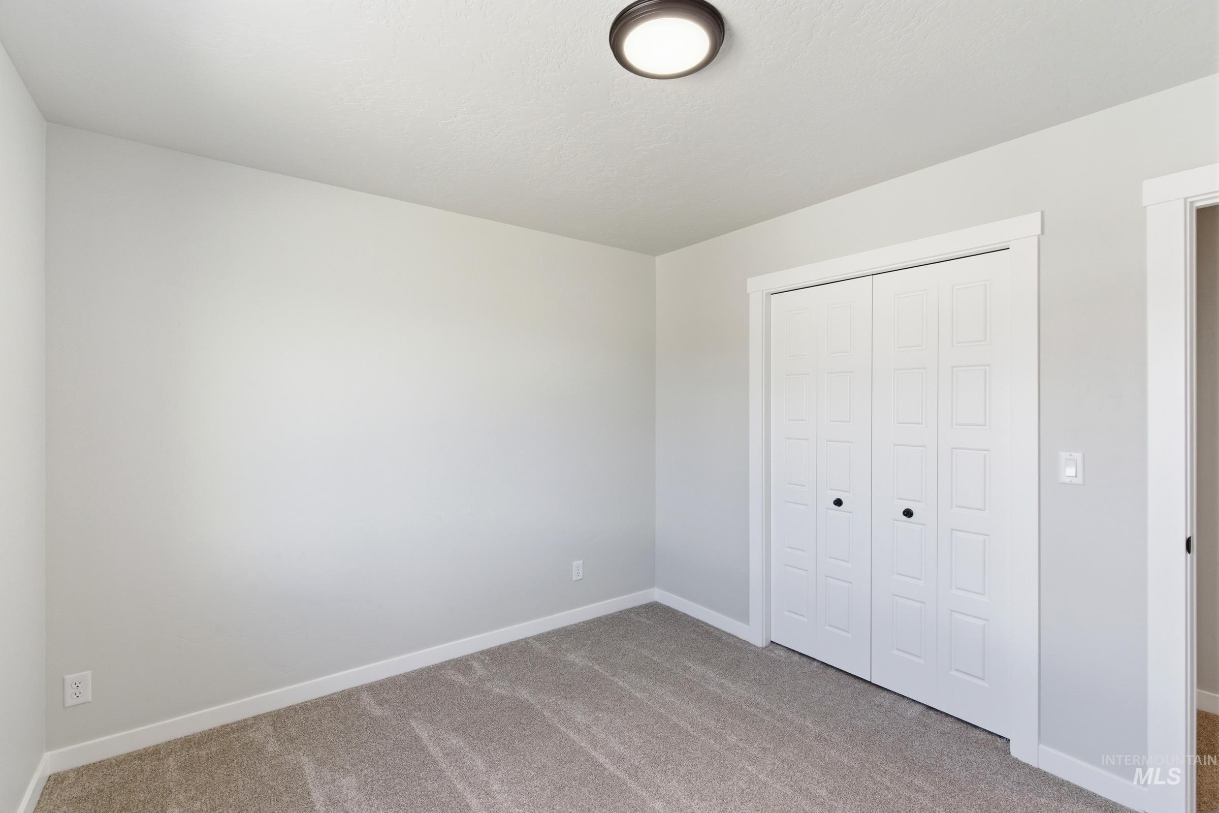 6949 S Spindlebush Ave, Boise, Idaho 83709, 3 Bedrooms, 2.5 Bathrooms, Residential For Sale, Price $435,990,MLS 98989898