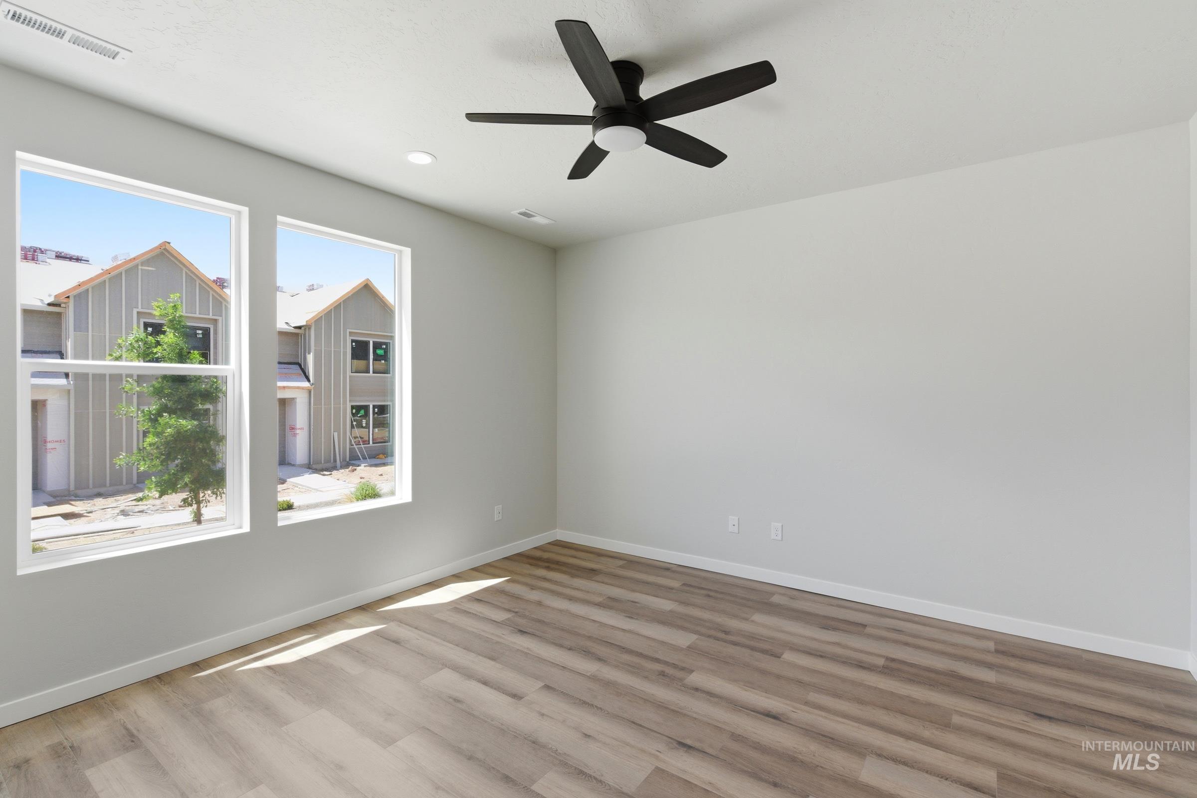 6949 S Spindlebush Ave, Boise, Idaho 83709, 3 Bedrooms, 2.5 Bathrooms, Residential For Sale, Price $435,990,MLS 98989898