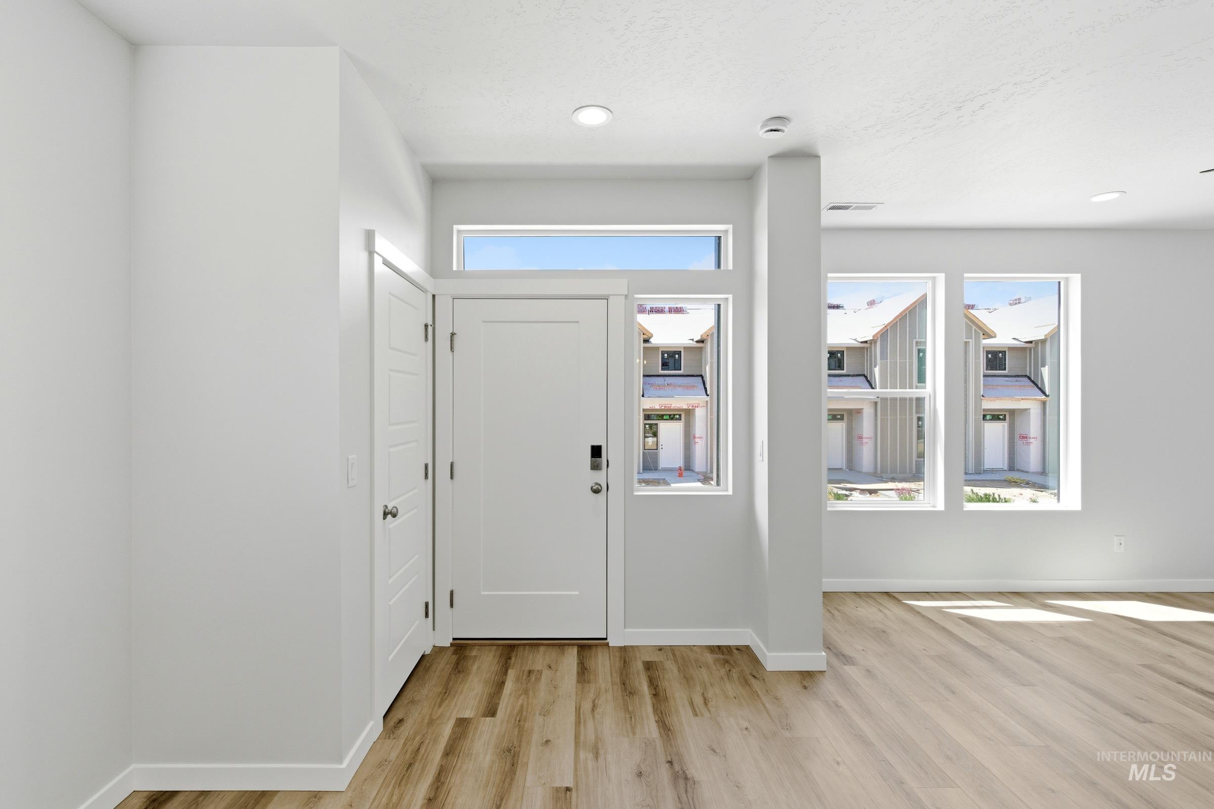 6955 S Spindlebush Ave, Boise, Idaho 83709, 3 Bedrooms, 2.5 Bathrooms, Residential For Sale, Price $430,990,MLS 98989899