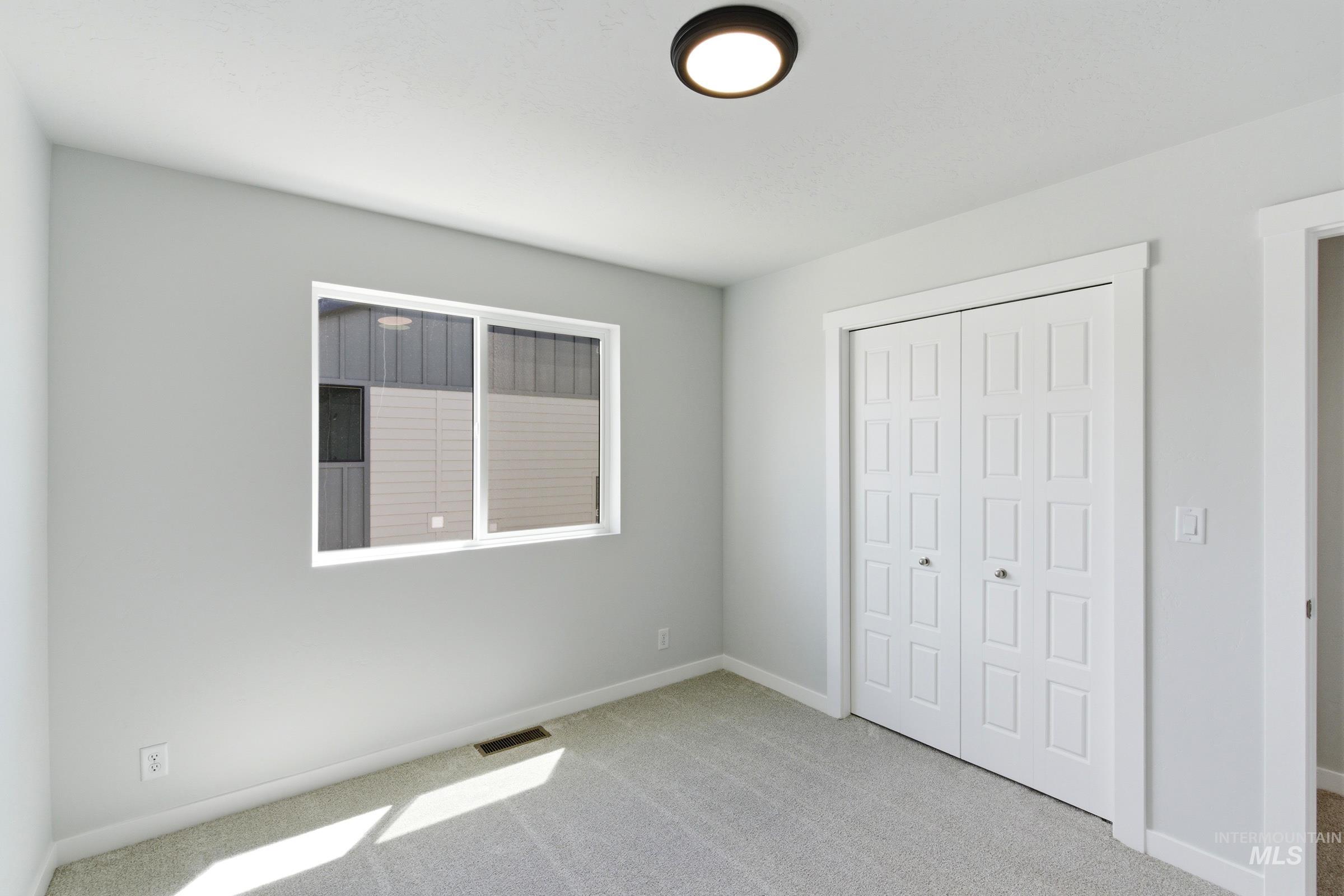 6955 S Spindlebush Ave, Boise, Idaho 83709, 3 Bedrooms, 2.5 Bathrooms, Residential For Sale, Price $430,990,MLS 98989899