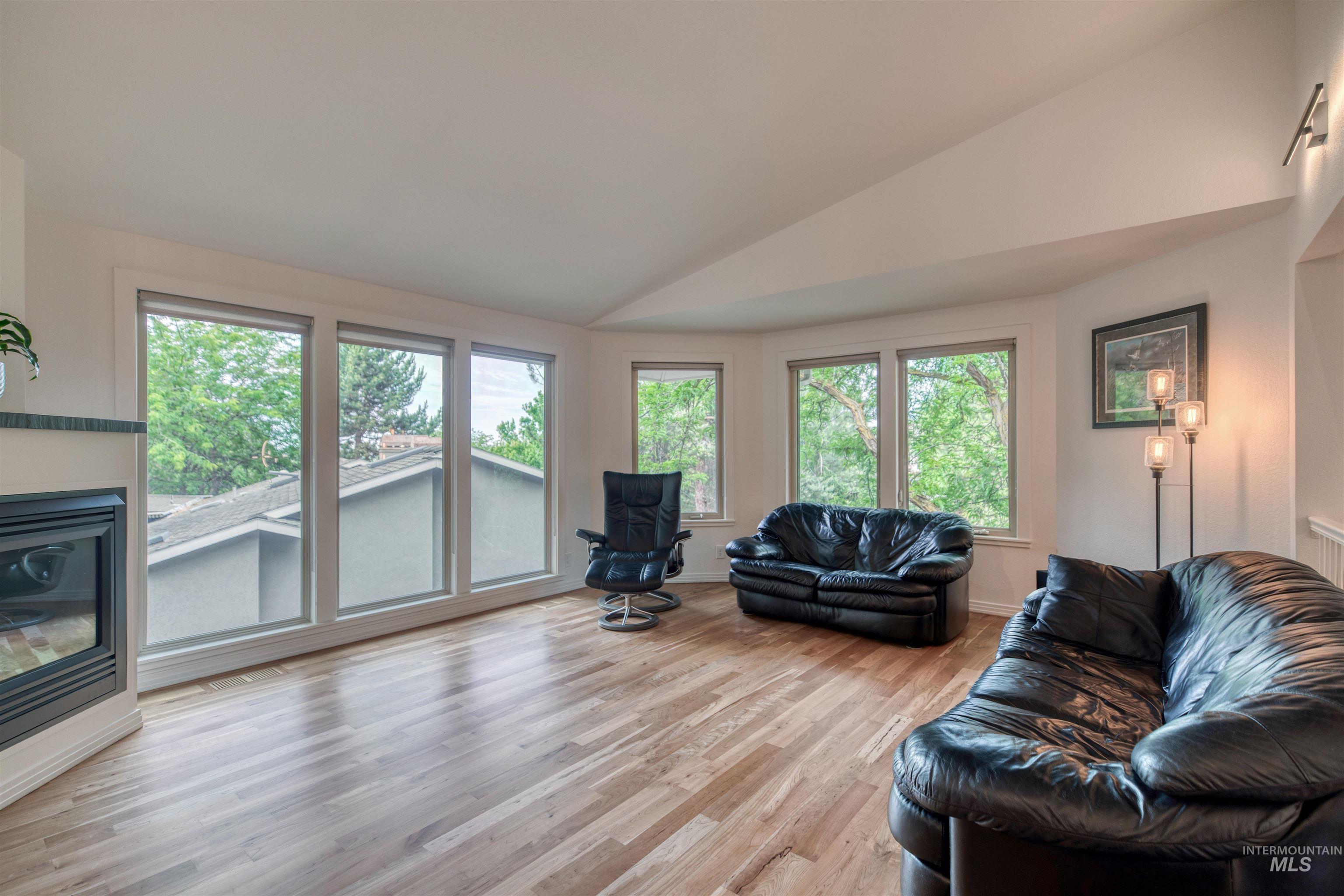 3096 N 24th St, Boise, Idaho 83702, 3 Bedrooms, 2.5 Bathrooms, Residential For Sale, Price $849,900,MLS 98989901
