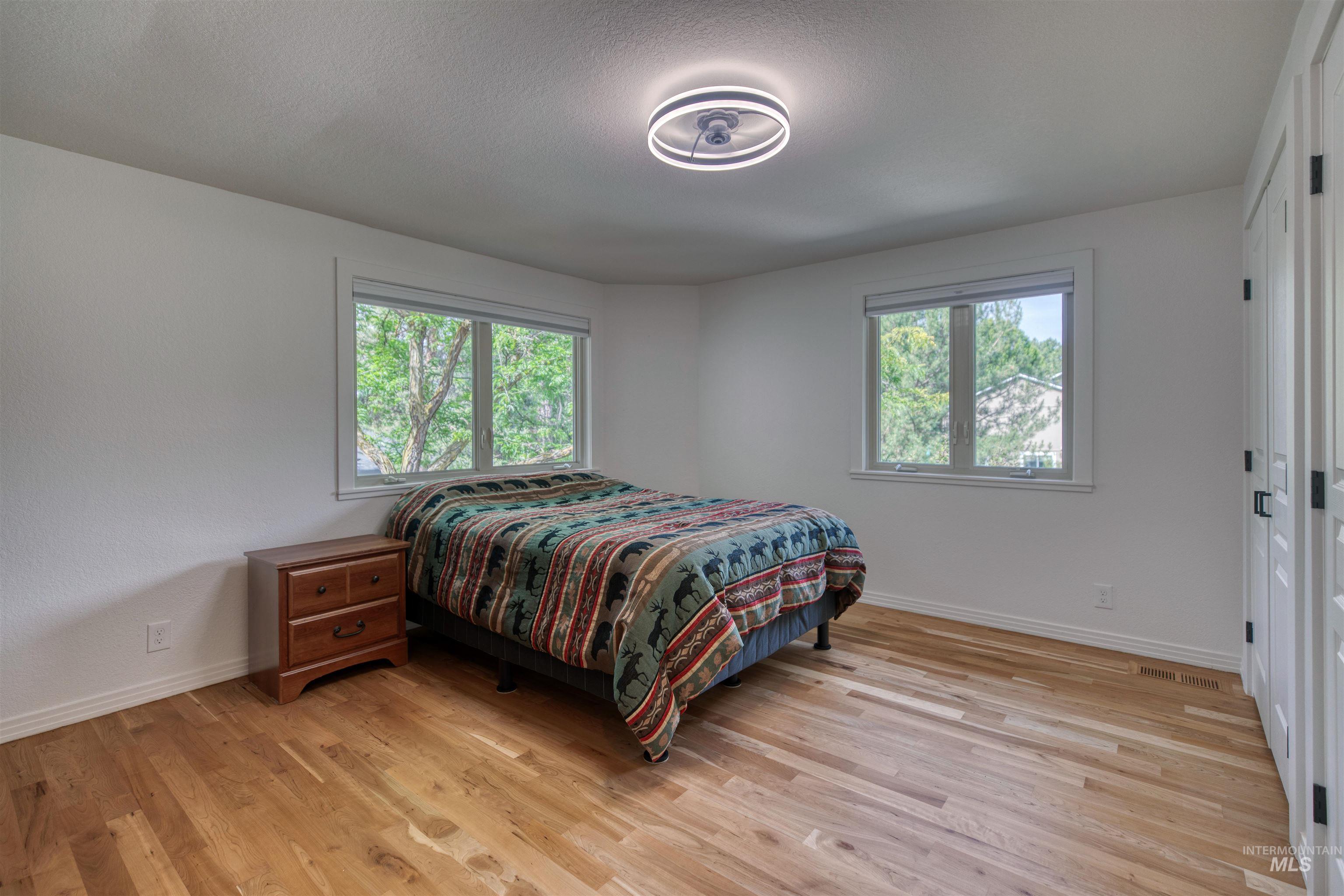 3096 N 24th St, Boise, Idaho 83702, 3 Bedrooms, 2.5 Bathrooms, Residential For Sale, Price $849,900,MLS 98989901