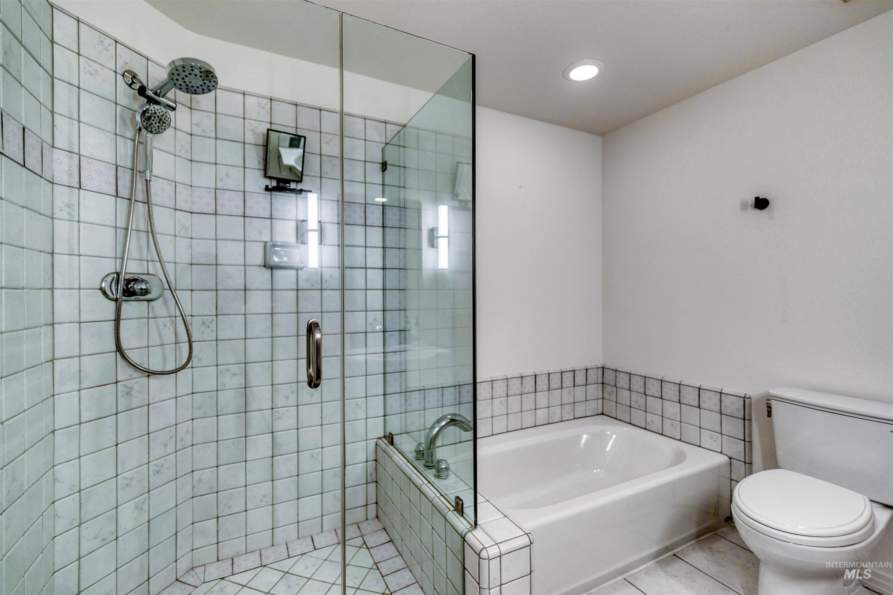 3096 N 24th St, Boise, Idaho 83702, 3 Bedrooms, 2.5 Bathrooms, Residential For Sale, Price $849,900,MLS 98989901