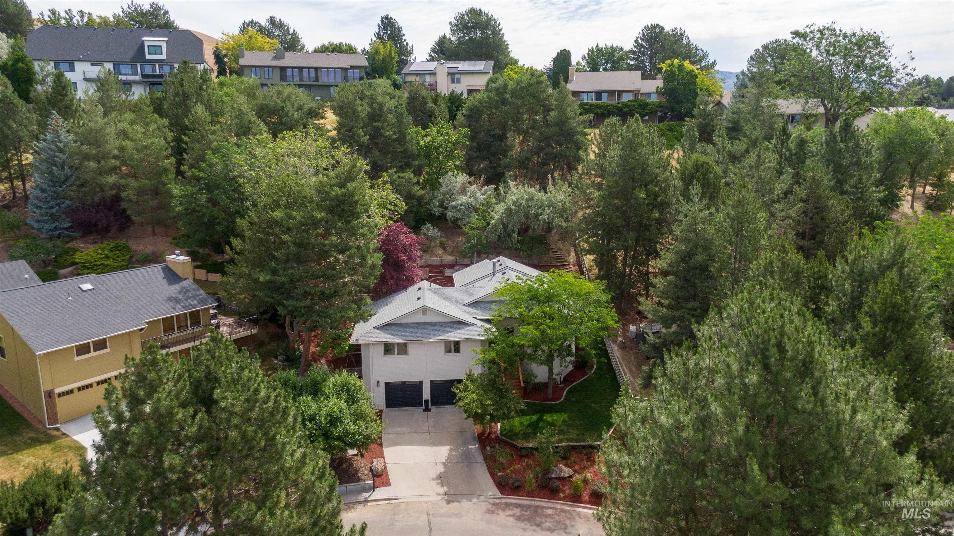 3096 N 24th St, Boise, Idaho 83702, 3 Bedrooms, 2.5 Bathrooms, Residential For Sale, Price $849,900,MLS 98989901