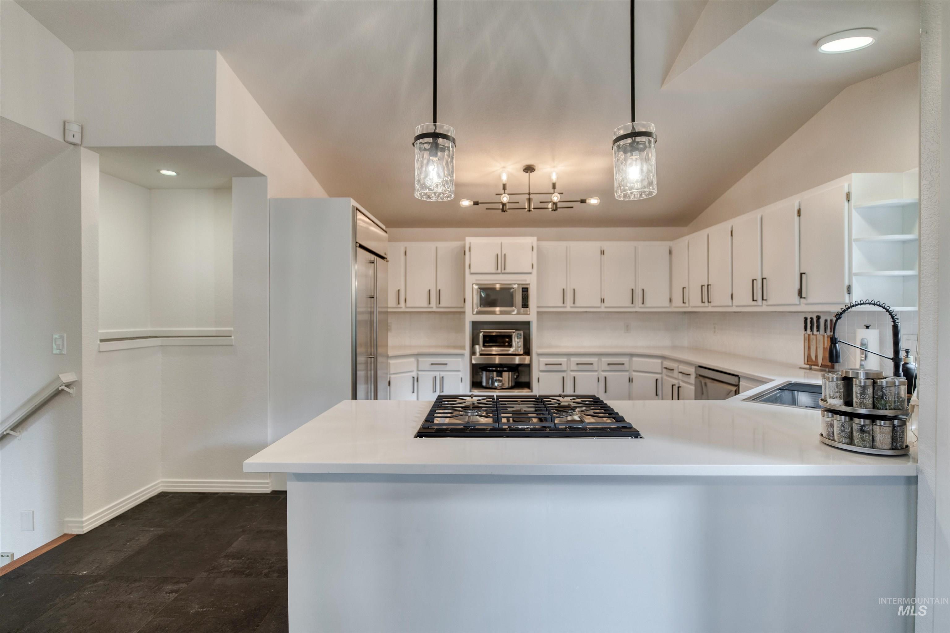 3096 N 24th St, Boise, Idaho 83702, 3 Bedrooms, 2.5 Bathrooms, Residential For Sale, Price $849,900,MLS 98989901