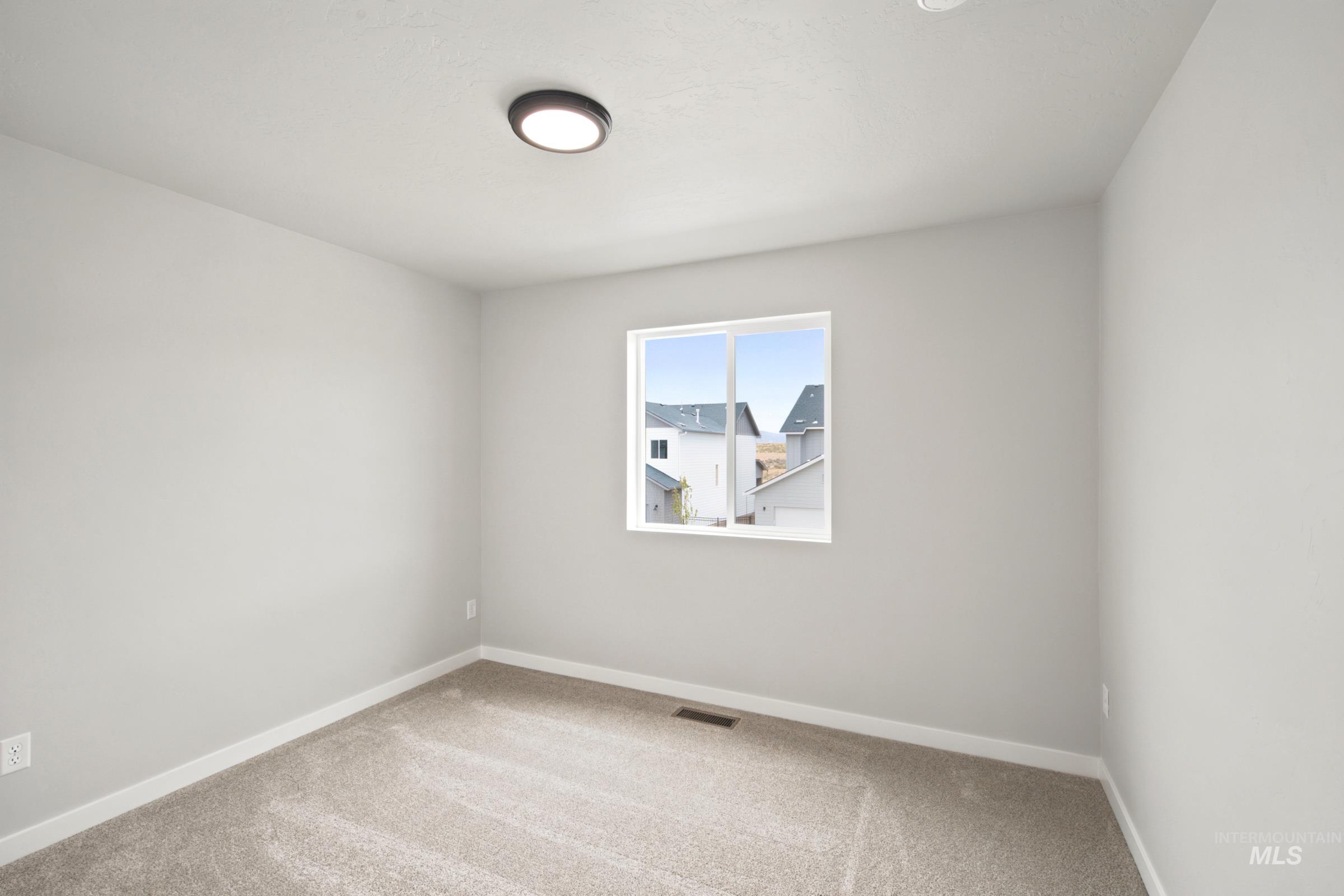 6977 S Spindlebush Ave, Boise, Idaho 83709, 3 Bedrooms, 2.5 Bathrooms, Residential For Sale, Price $434,990,MLS 98989902