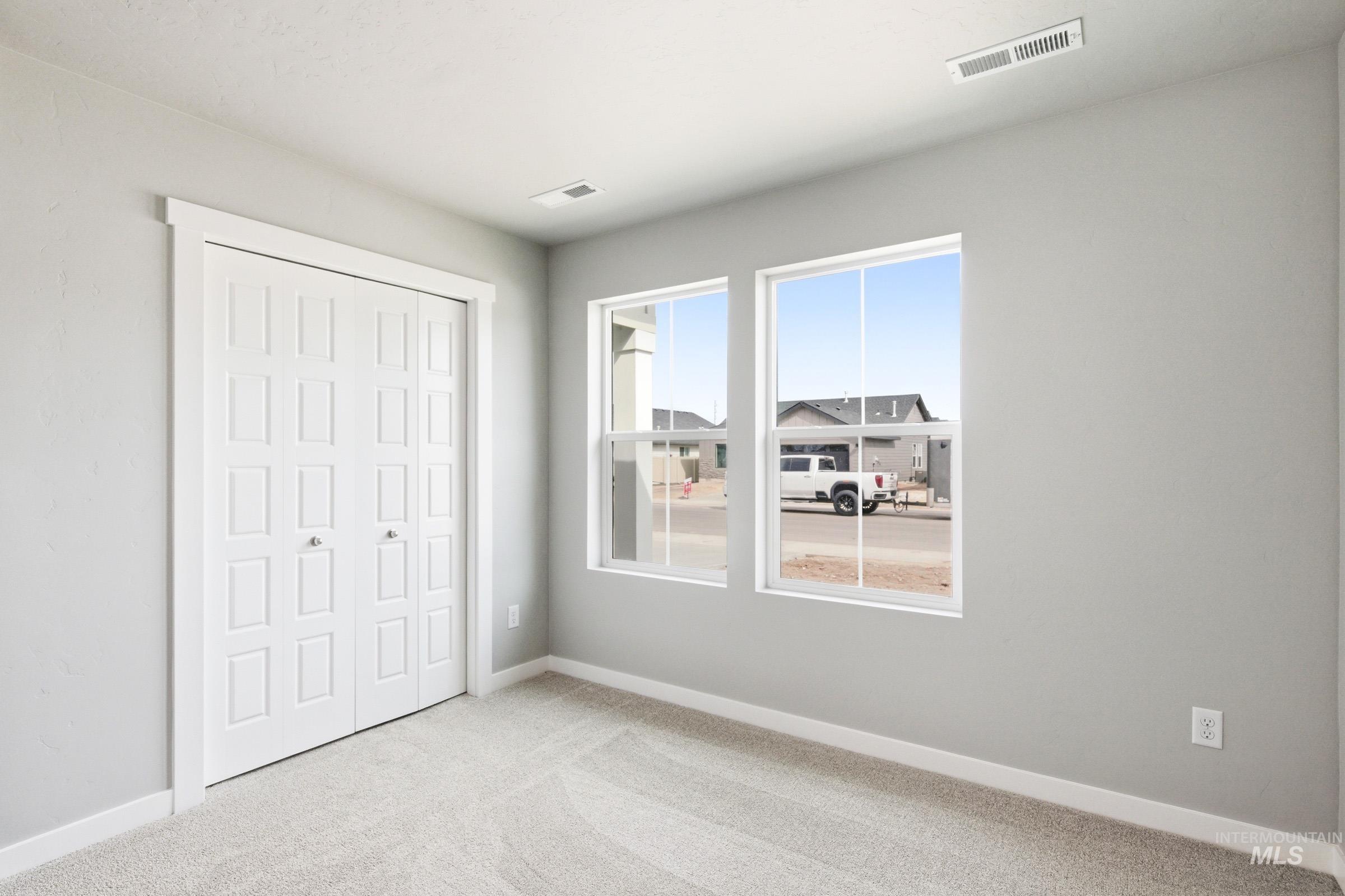 2368 W Red Jasper Dr, Kuna, Idaho 83634, 3 Bedrooms, 2 Bathrooms, Residential For Sale, Price $444,990,MLS 98989905