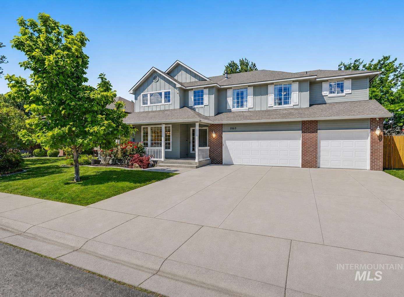 1969 S Wilde Creek Way, Boise, Idaho 83709, 5 Bedrooms, 3.5 Bathrooms, Residential For Sale, Price $784,000,MLS 98989906