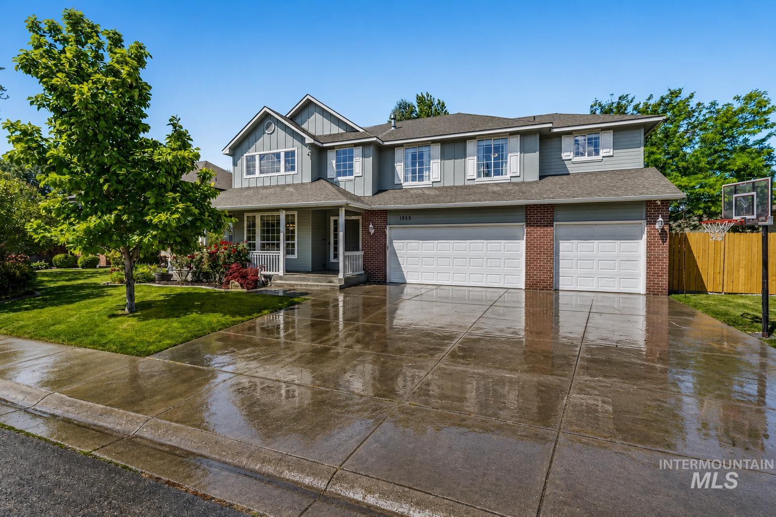 1969 S Wilde Creek Way, Boise, Idaho 83709, 5 Bedrooms, 3.5 Bathrooms, Residential For Sale, Price $799,000,MLS 98989906