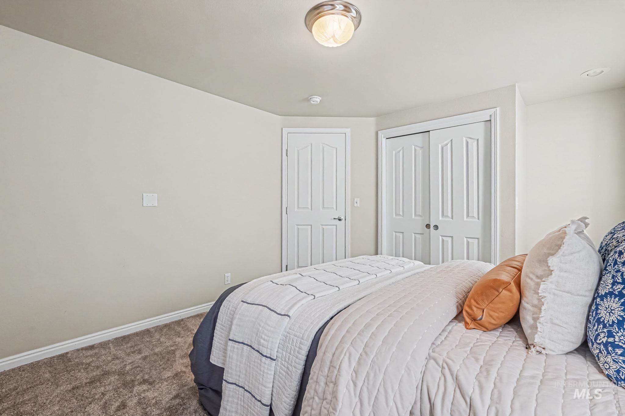 1969 S Wilde Creek Way, Boise, Idaho 83709, 5 Bedrooms, 3.5 Bathrooms, Residential For Sale, Price $799,000,MLS 98989906