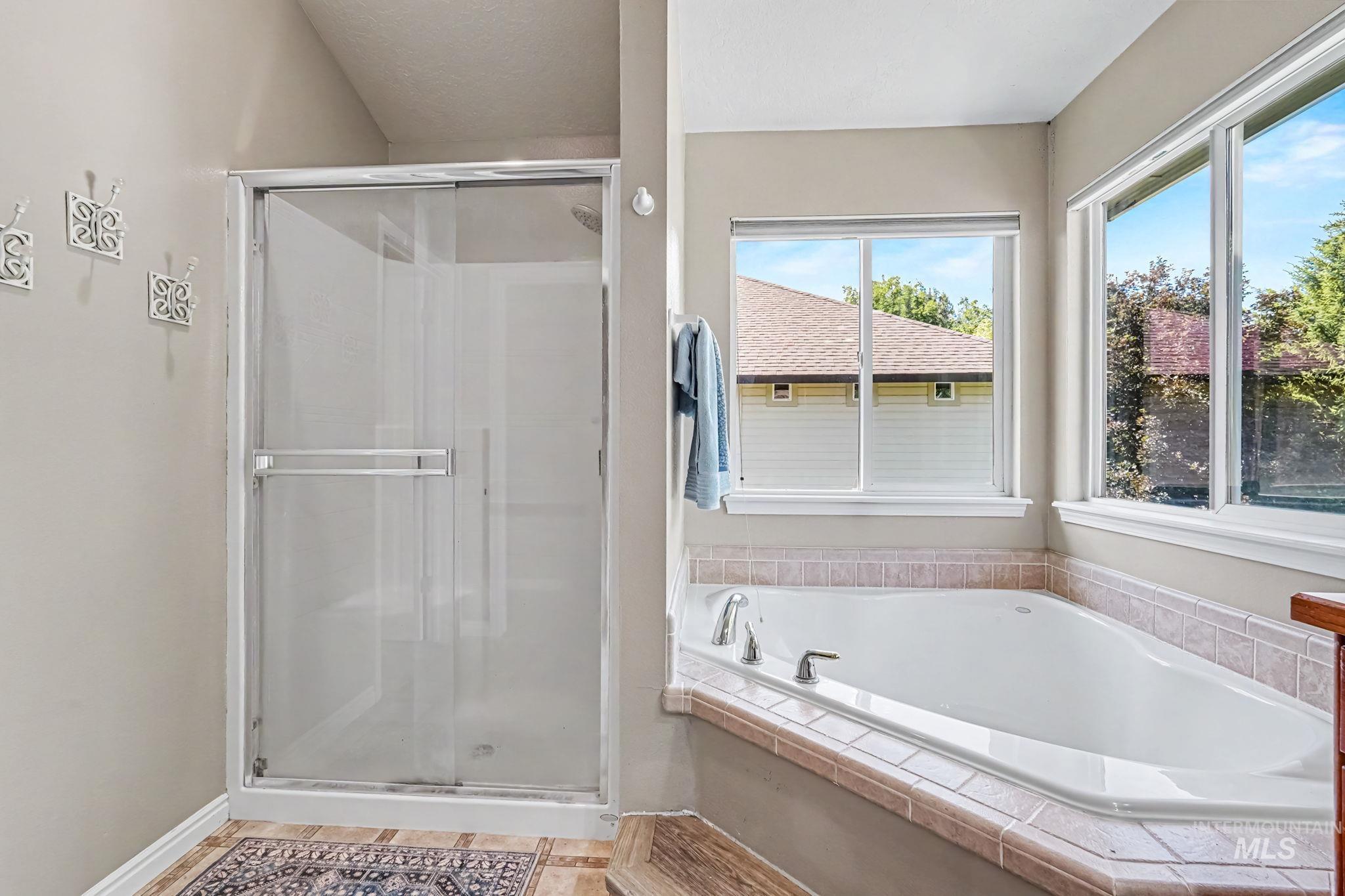 1969 S Wilde Creek Way, Boise, Idaho 83709, 5 Bedrooms, 3.5 Bathrooms, Residential For Sale, Price $799,000,MLS 98989906