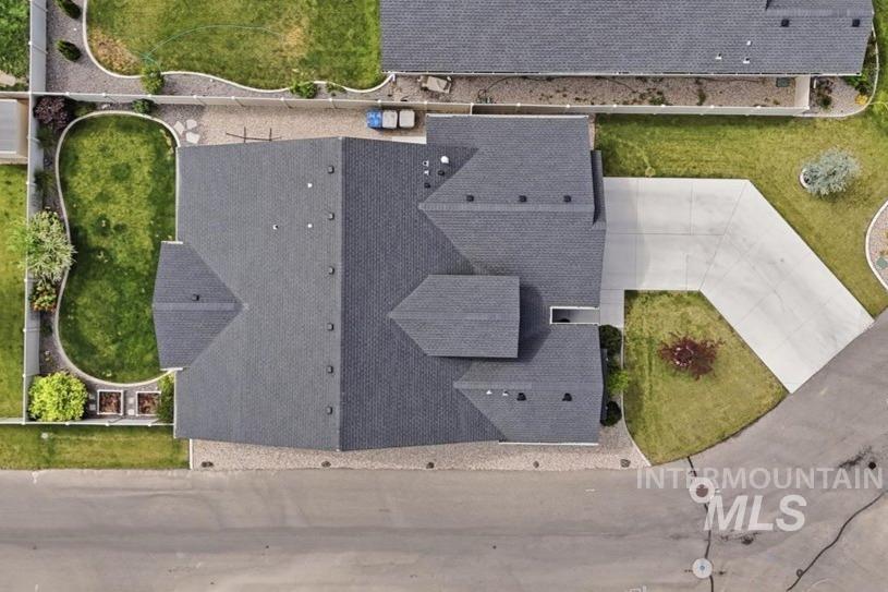 4157 S Lava Springs Loop, Nampa, Idaho 83686-7789, 3 Bedrooms, 2 Bathrooms, Residential For Sale, Price $519,900,MLS 98989909