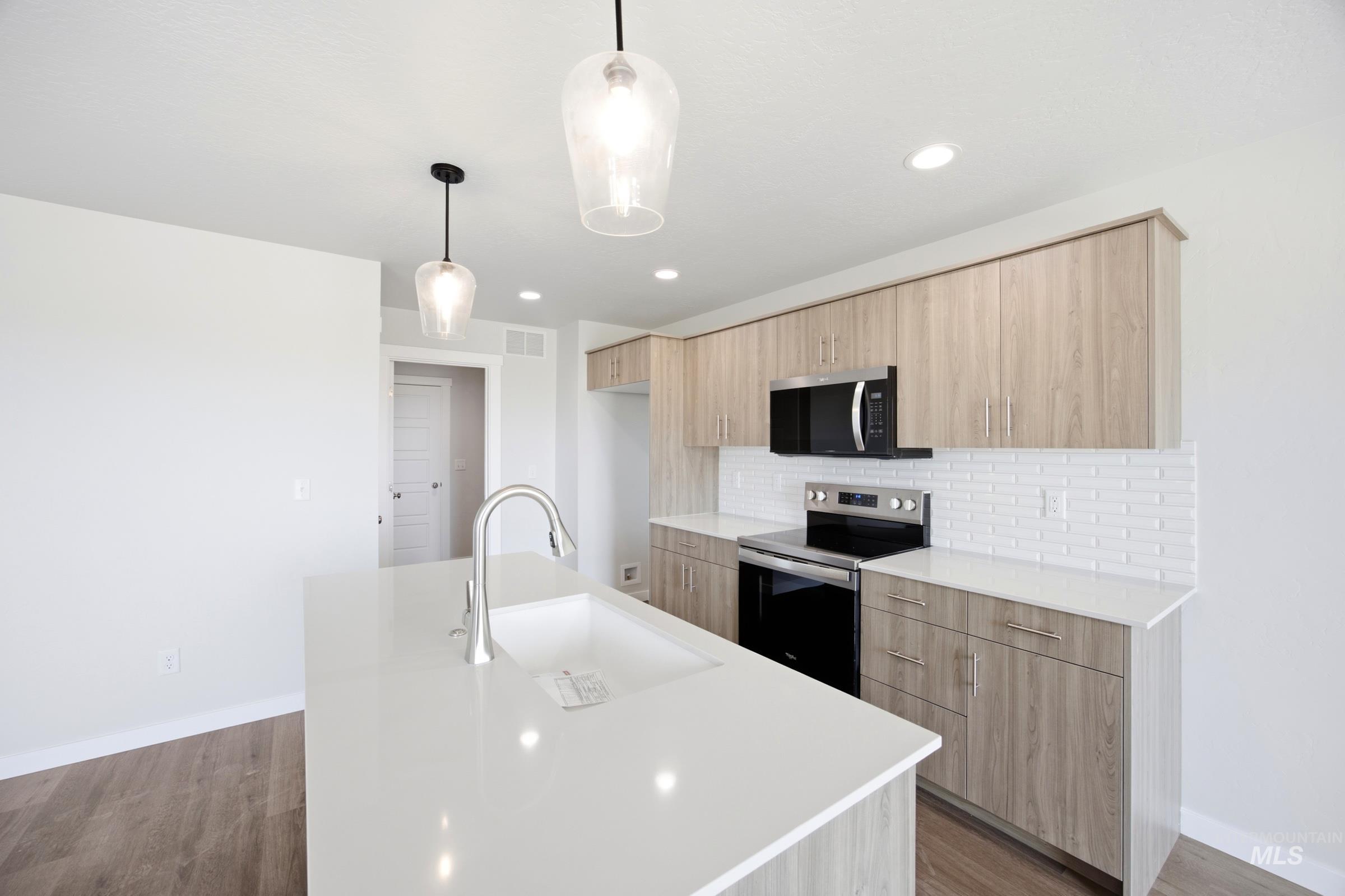 1477 W Braden Dr, Meridian, Idaho 83642, 3 Bedrooms, 2.5 Bathrooms, Residential For Sale, Price $444,990,MLS 98989910