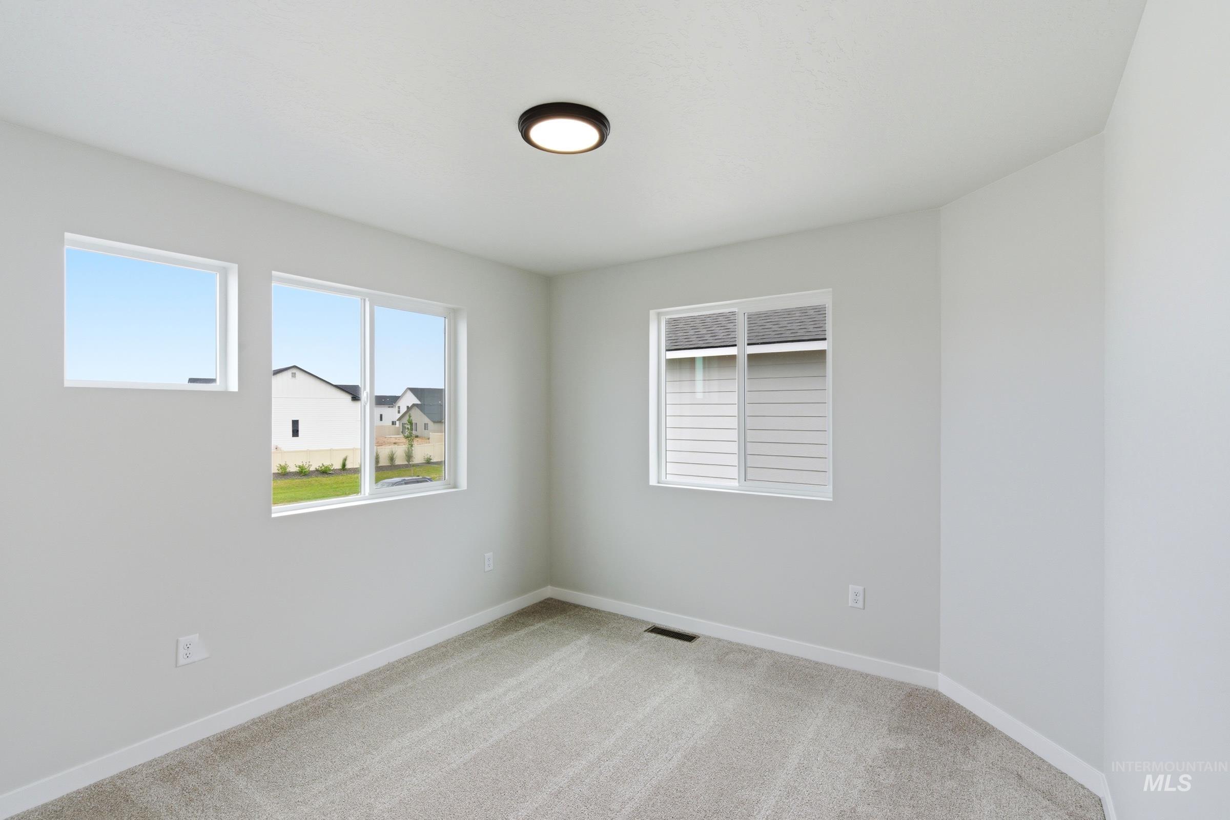 1424 W Braden Dr, Meridian, Idaho 83642, 3 Bedrooms, 2.5 Bathrooms, Residential For Sale, Price $464,990,MLS 98989911