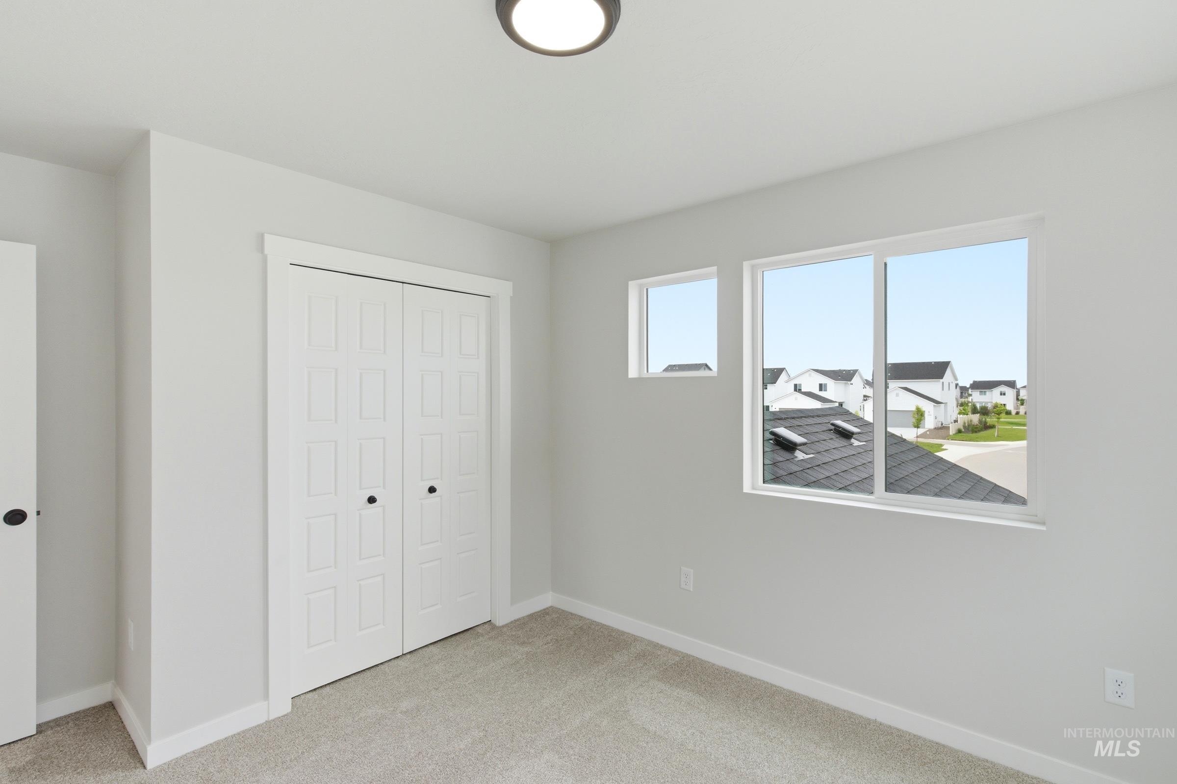 1424 W Braden Dr, Meridian, Idaho 83642, 3 Bedrooms, 2.5 Bathrooms, Residential For Sale, Price $464,990,MLS 98989911