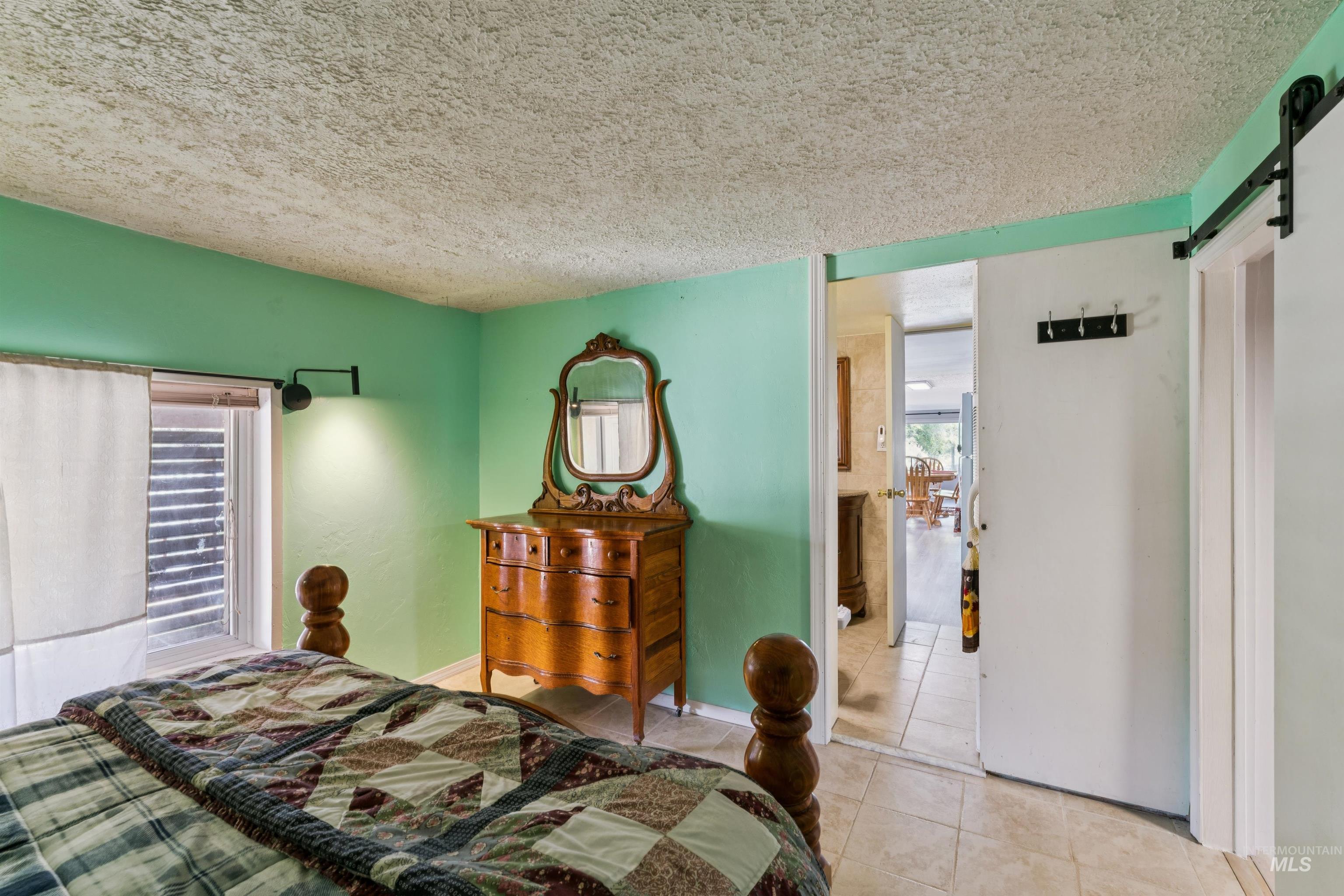 1720 W Roosevelt Avenue, Nampa, Idaho 83651, 2 Bedrooms, 1 Bathroom, Residential For Sale, Price $340,000,MLS 98989917