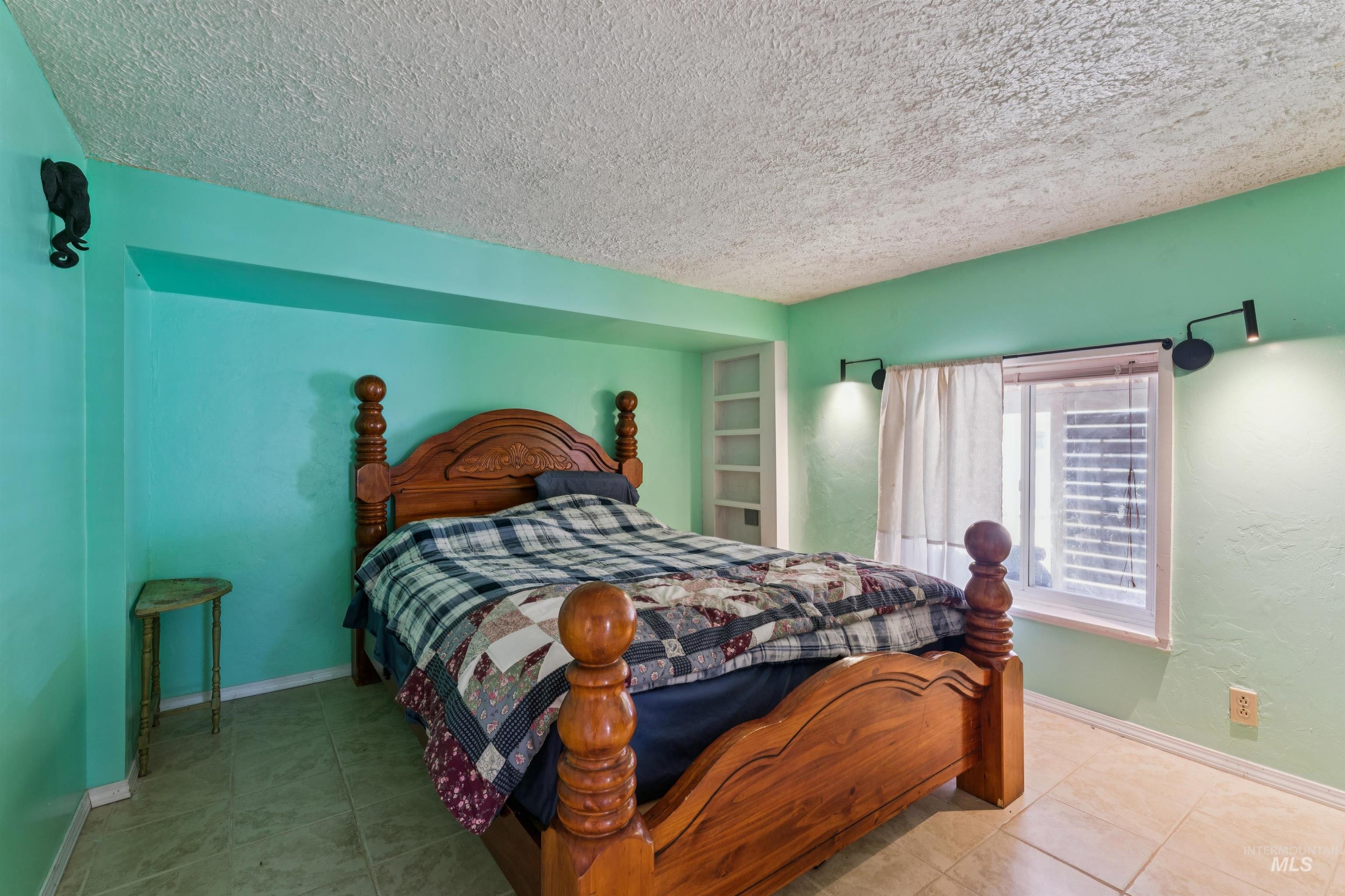 1720 W Roosevelt Avenue, Nampa, Idaho 83651, 2 Bedrooms, 1 Bathroom, Residential For Sale, Price $340,000,MLS 98989917