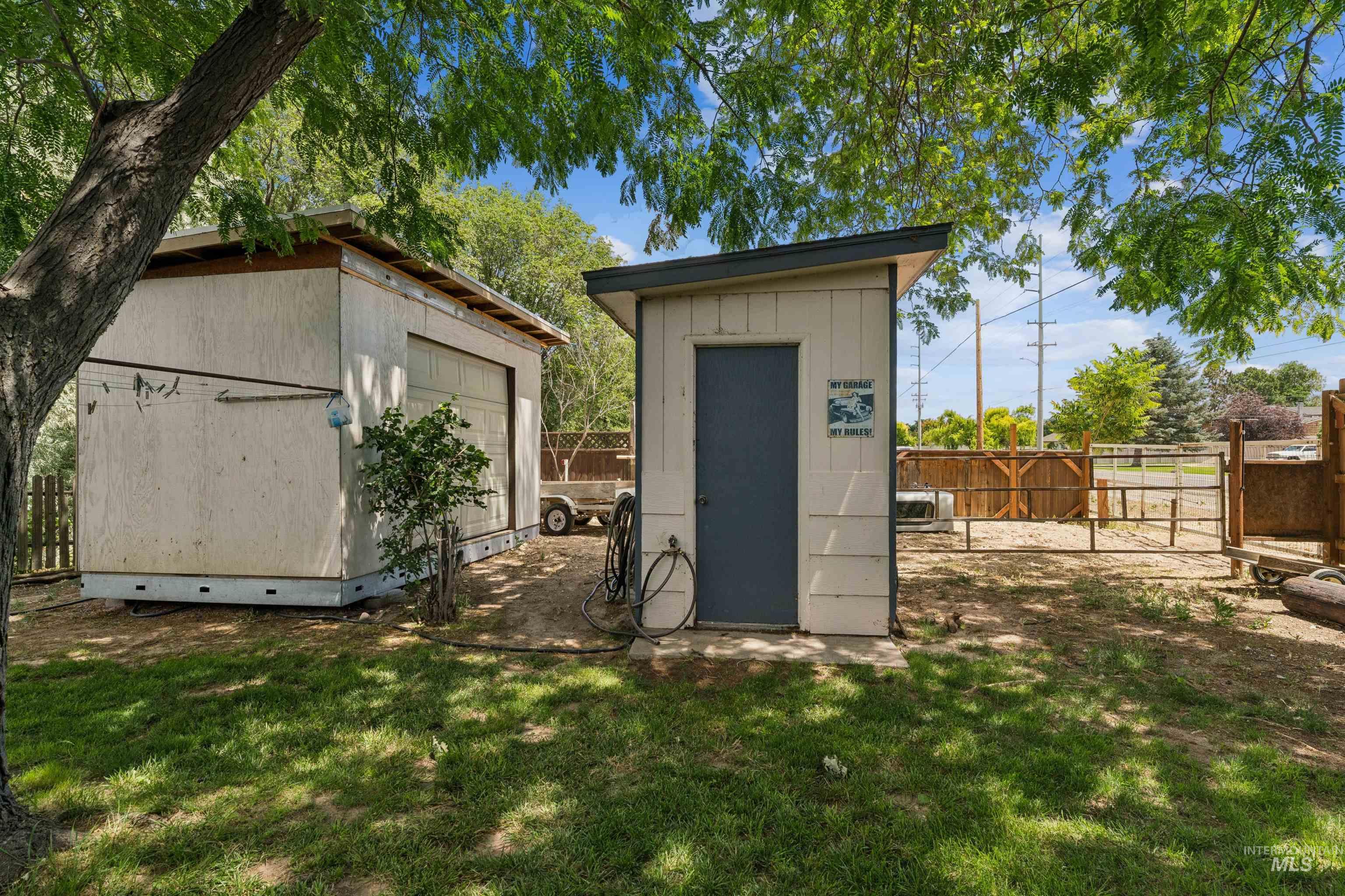 1720 W Roosevelt Avenue, Nampa, Idaho 83651, 2 Bedrooms, 1 Bathroom, Residential For Sale, Price $340,000,MLS 98989917