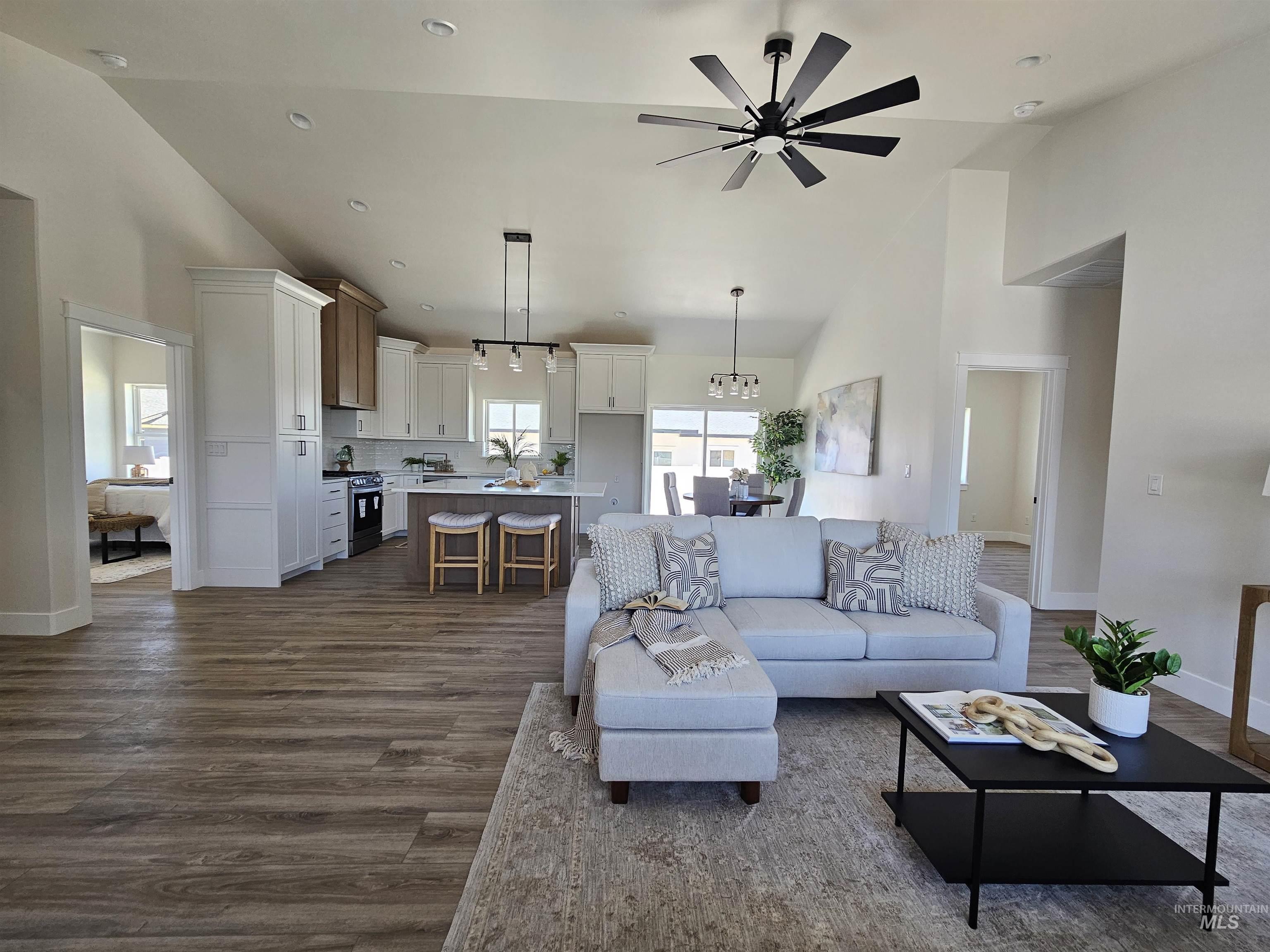 2015 Trae St, Jerome, Idaho 83338, 3 Bedrooms, 2 Bathrooms, Residential For Sale, Price $435,000, 98989918