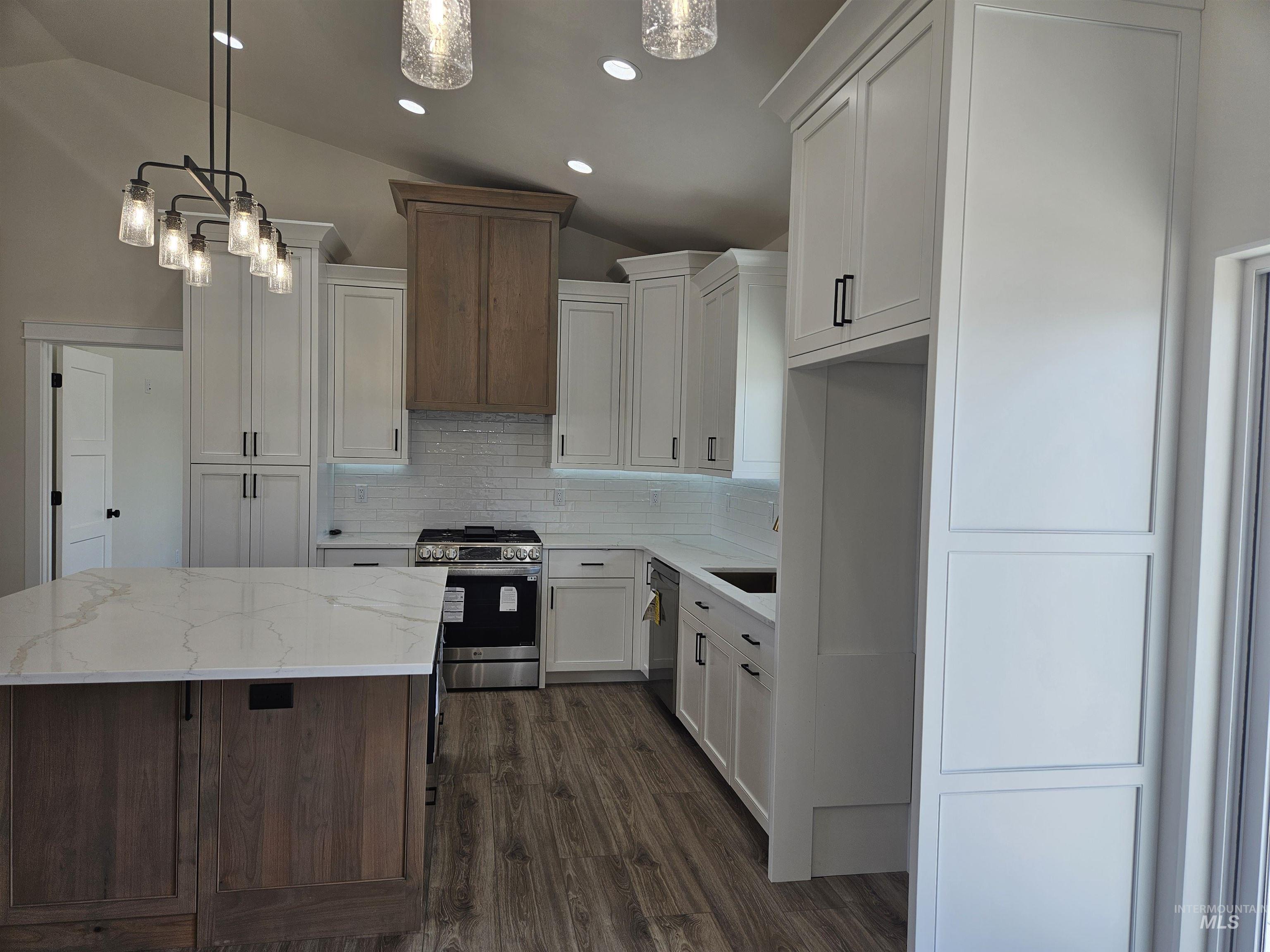 2015 Trae St, Jerome, Idaho 83338, 3 Bedrooms, 2 Bathrooms, Residential For Sale, Price $435,000,MLS 98989918