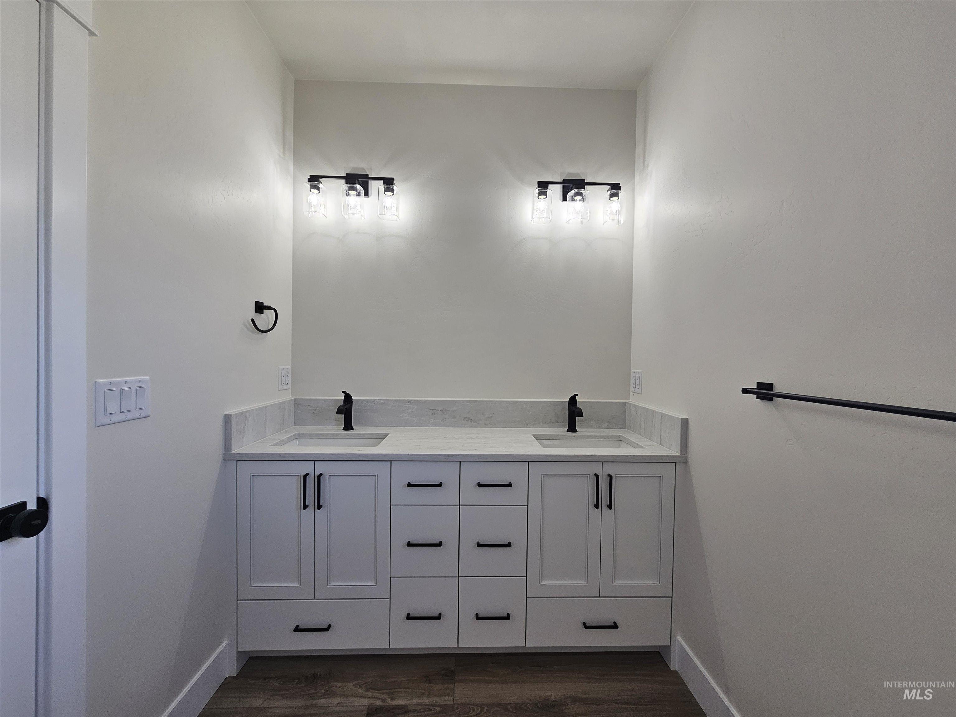 2015 Trae St, Jerome, Idaho 83338, 3 Bedrooms, 2 Bathrooms, Residential For Sale, Price $435,000,MLS 98989918