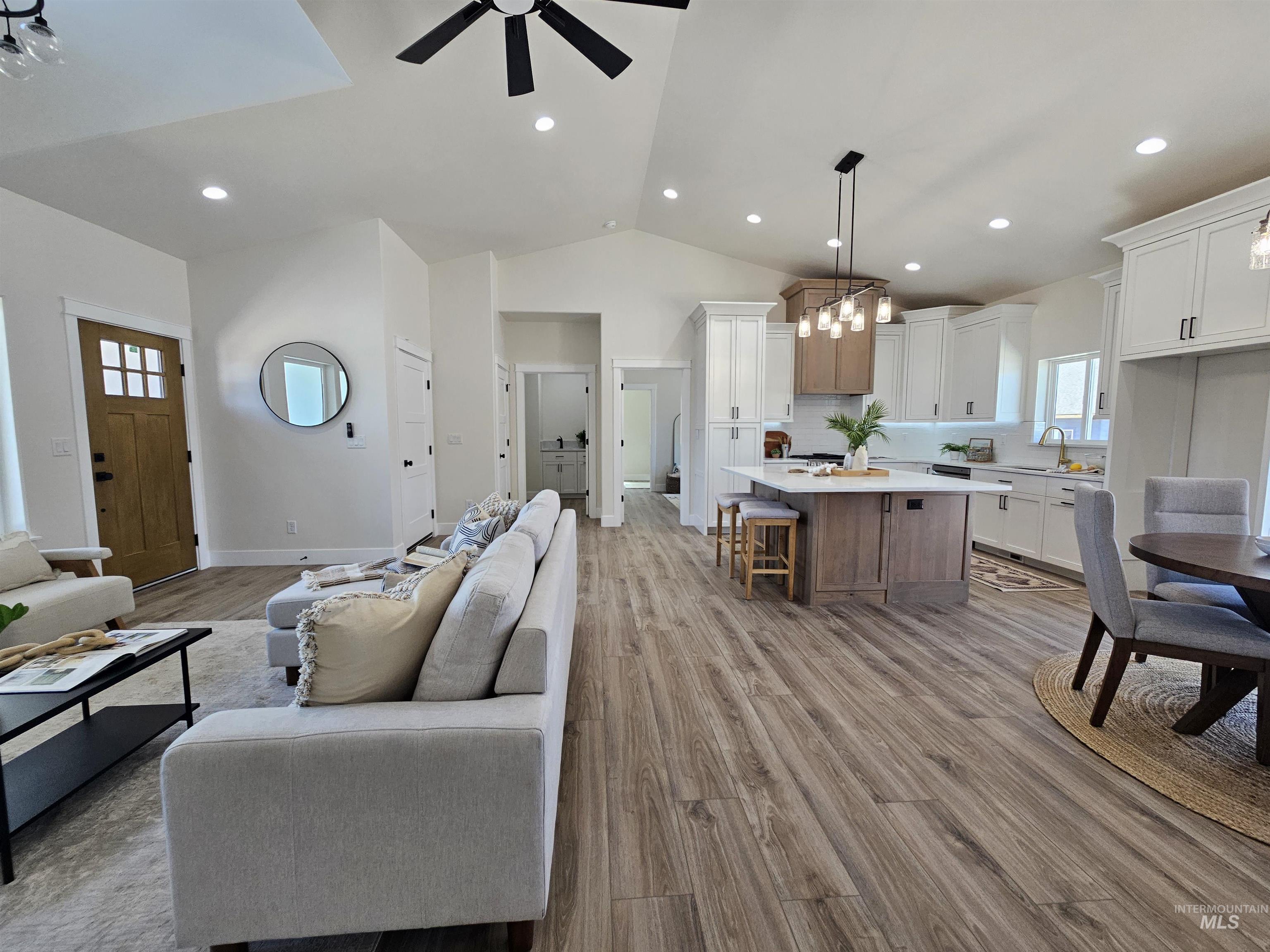 2015 Trae St, Jerome, Idaho 83338, 3 Bedrooms, 2 Bathrooms, Residential For Sale, Price $435,000, 98989918