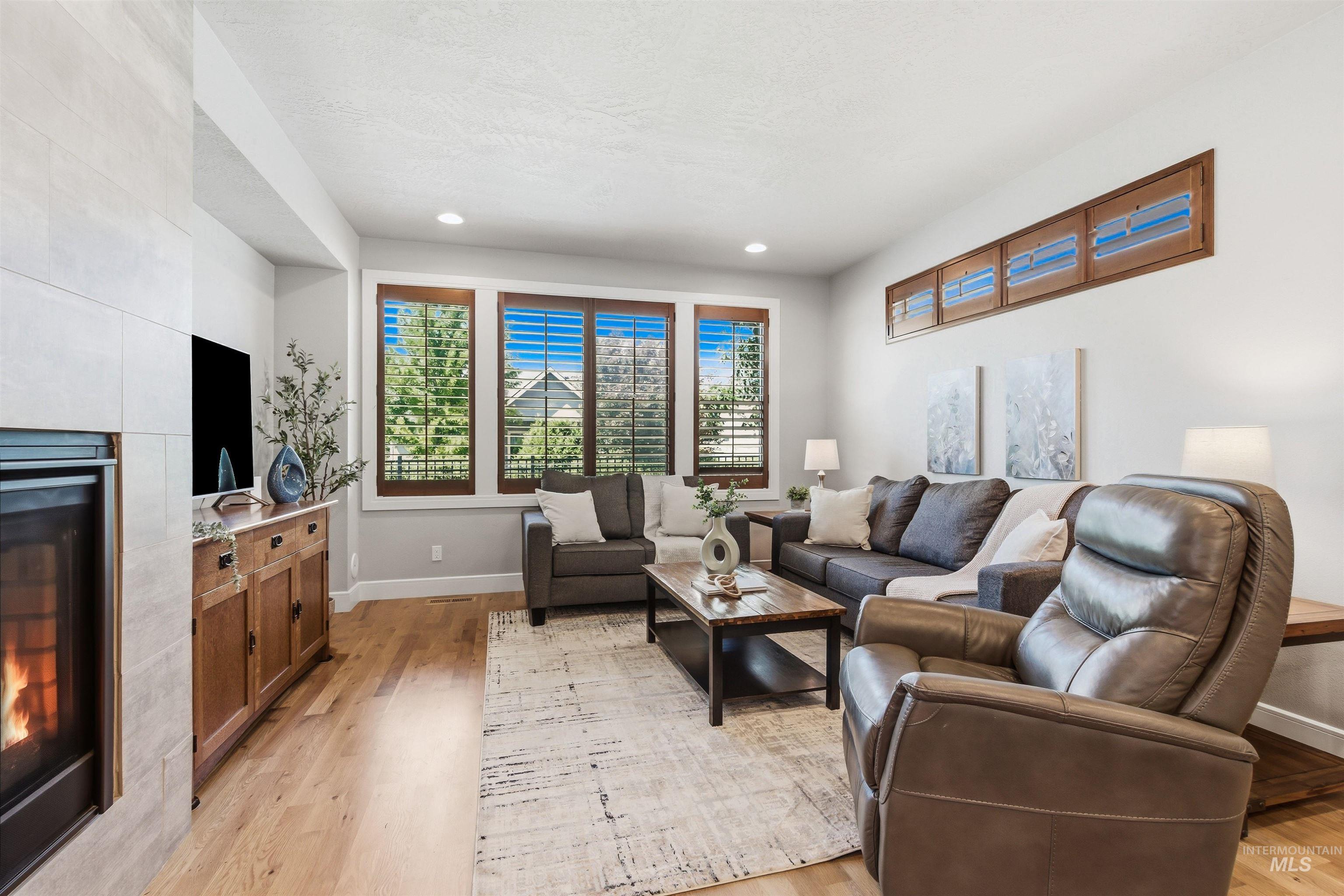 3286 E Collingwood Dr, Meridian, Idaho 83642, 4 Bedrooms, 2.5 Bathrooms, Residential For Sale, Price $549,900,MLS 98989921