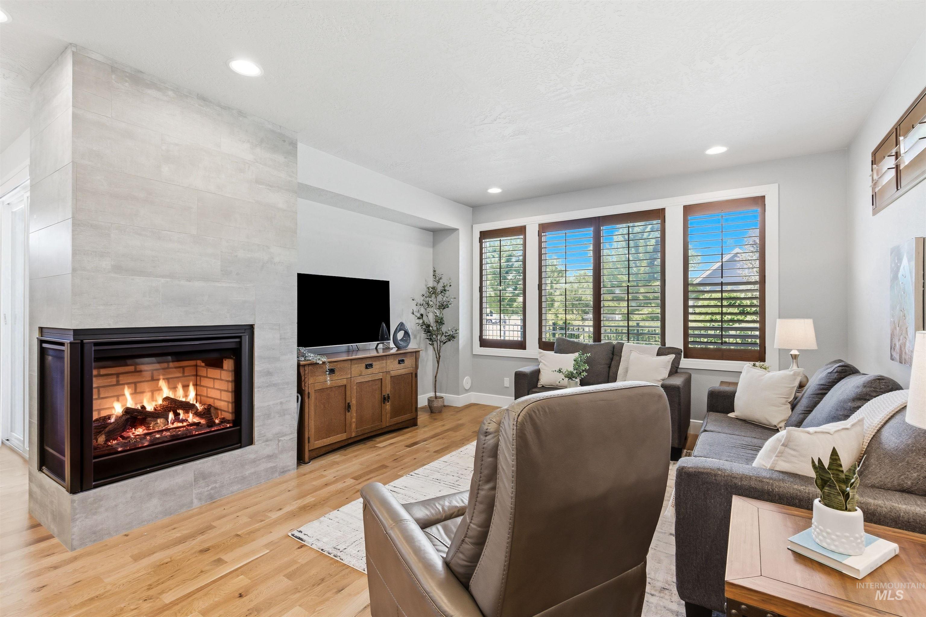 3286 E Collingwood Dr, Meridian, Idaho 83642, 4 Bedrooms, 2.5 Bathrooms, Residential For Sale, Price $549,900,MLS 98989921