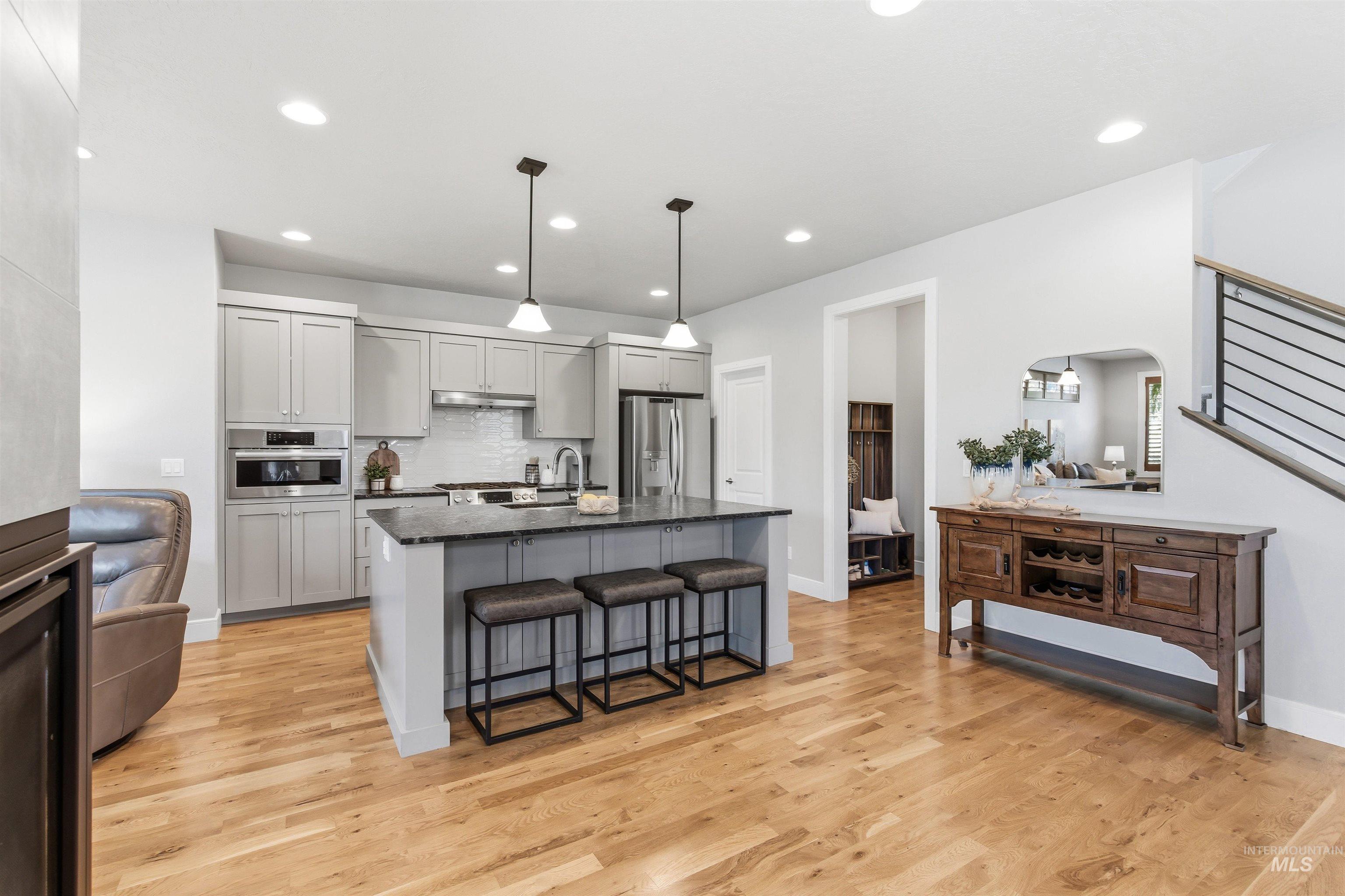 3286 E Collingwood Dr, Meridian, Idaho 83642, 4 Bedrooms, 2.5 Bathrooms, Residential For Sale, Price $549,900,MLS 98989921