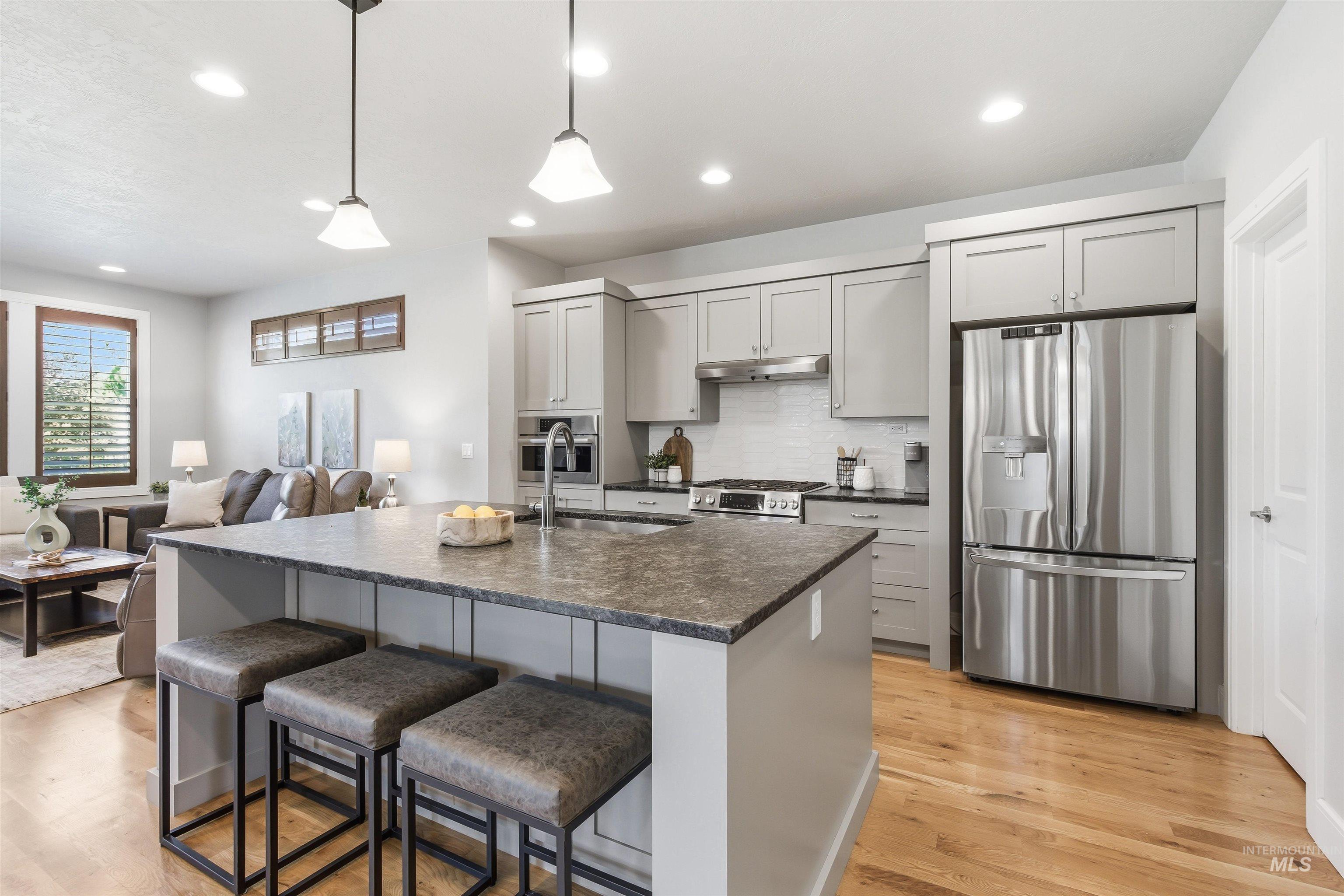 3286 E Collingwood Dr, Meridian, Idaho 83642, 4 Bedrooms, 2.5 Bathrooms, Residential For Sale, Price $549,900,MLS 98989921
