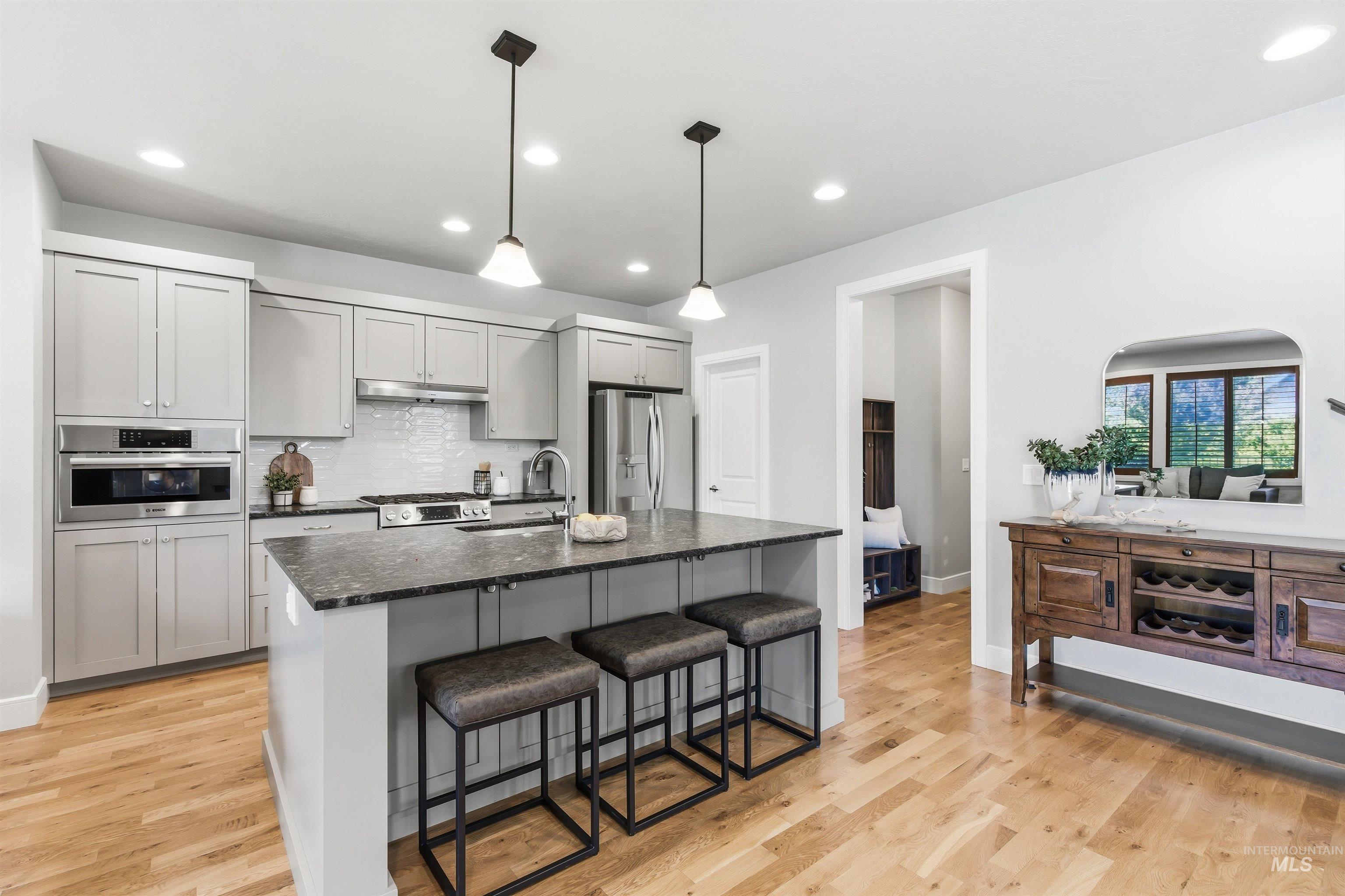 3286 E Collingwood Dr, Meridian, Idaho 83642, 4 Bedrooms, 2.5 Bathrooms, Residential For Sale, Price $549,900,MLS 98989921