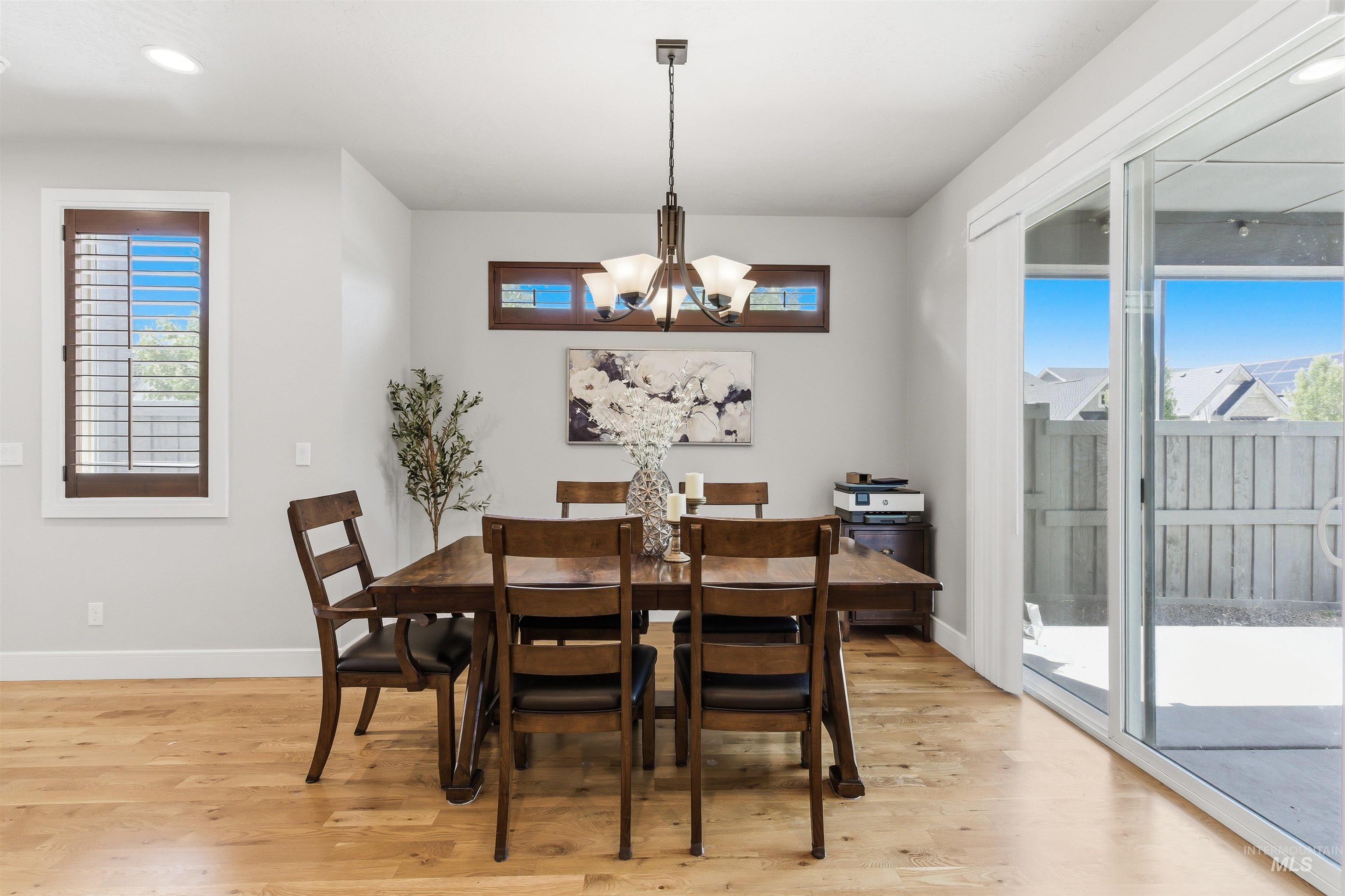 3286 E Collingwood Dr, Meridian, Idaho 83642, 4 Bedrooms, 2.5 Bathrooms, Residential For Sale, Price $549,900,MLS 98989921
