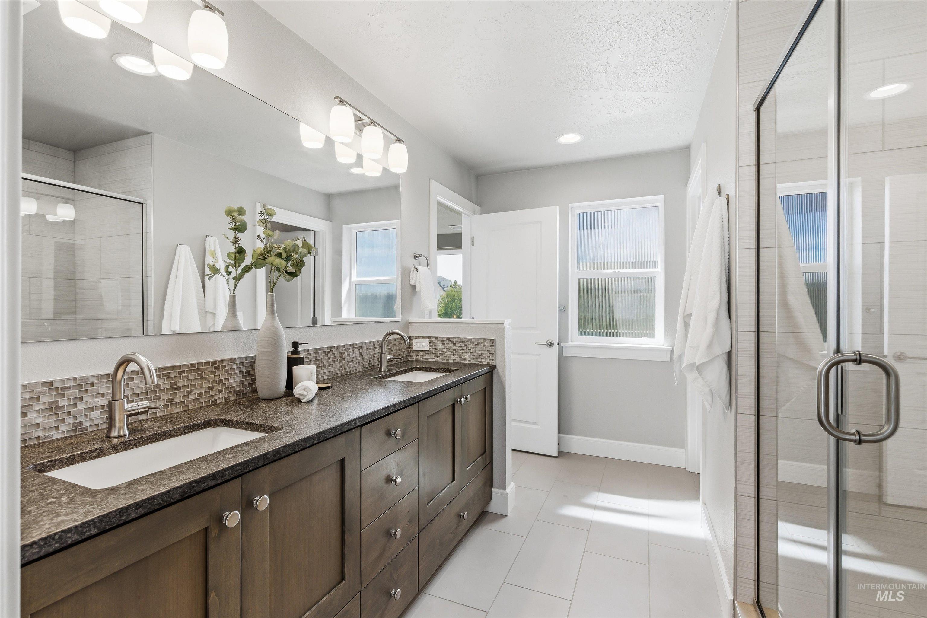 3286 E Collingwood Dr, Meridian, Idaho 83642, 4 Bedrooms, 2.5 Bathrooms, Residential For Sale, Price $549,900,MLS 98989921