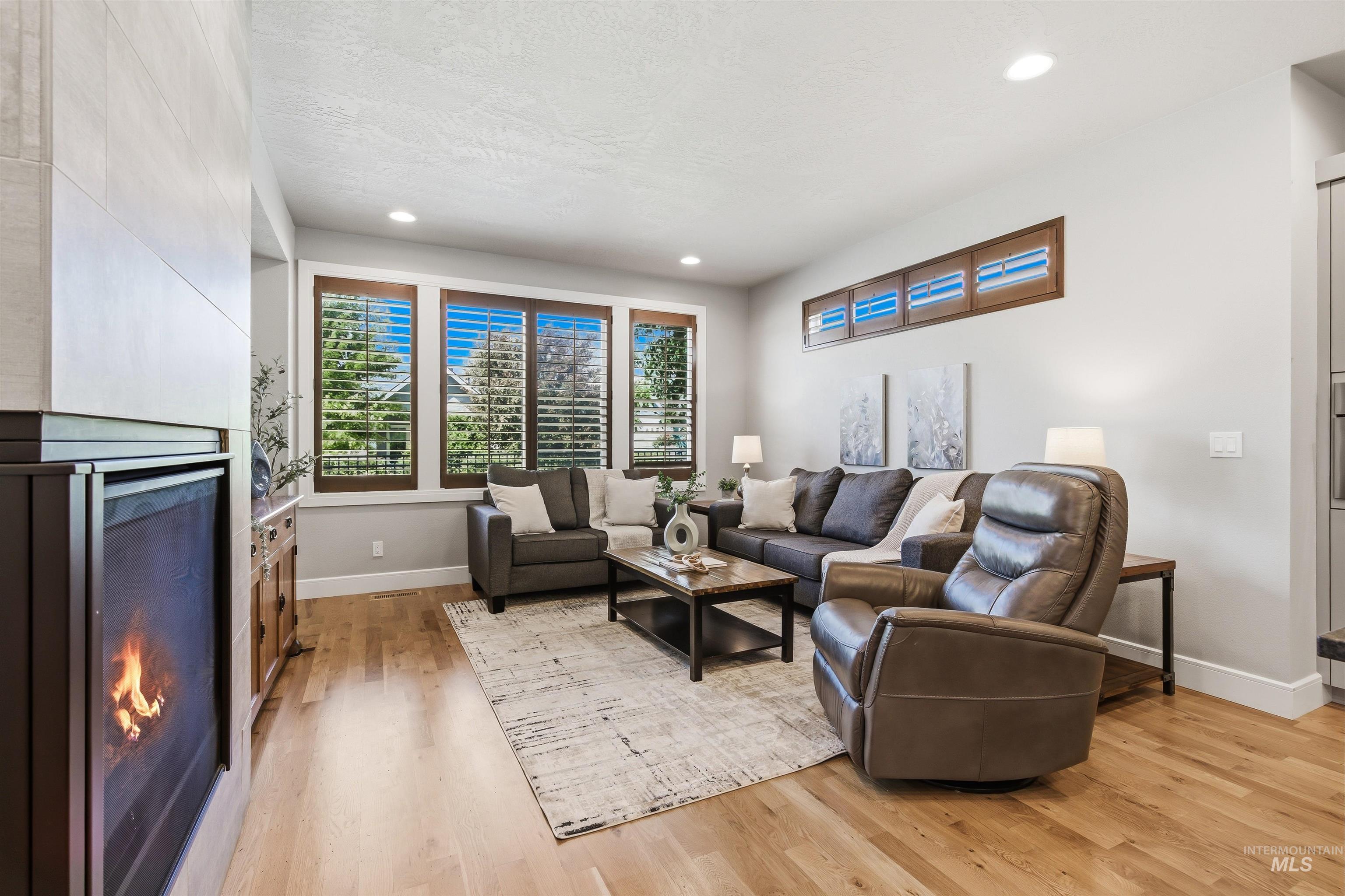 3286 E Collingwood Dr, Meridian, Idaho 83642, 4 Bedrooms, 2.5 Bathrooms, Residential For Sale, Price $549,900,MLS 98989921