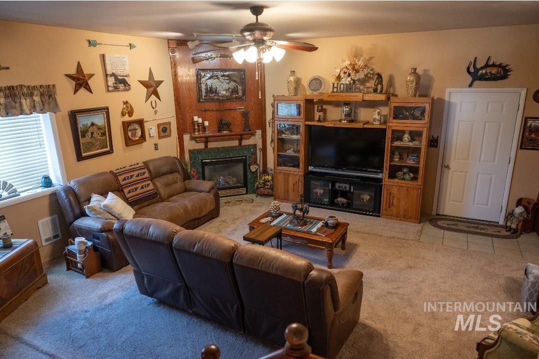 3080 Hiland ave., Burley, Idaho 83318, 3 Bedrooms, 2 Bathrooms, Residential For Sale, Price $430,000,MLS 98989922