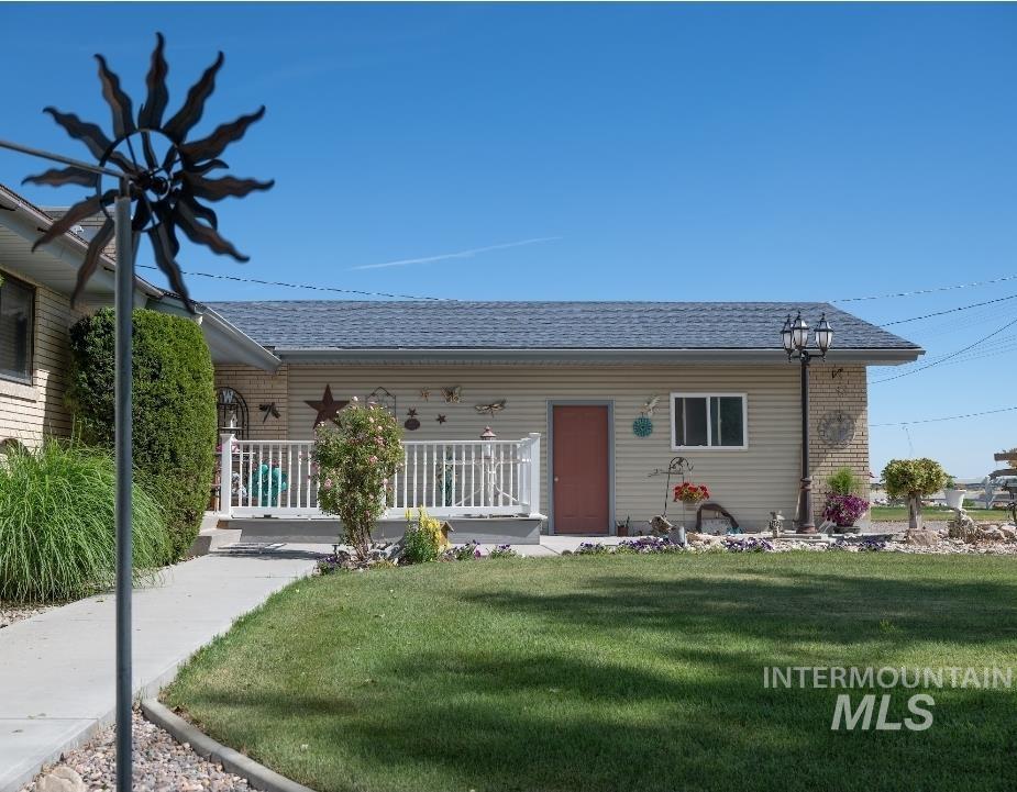 3080 Hiland ave., Burley, Idaho 83318, 3 Bedrooms, 2 Bathrooms, Residential For Sale, Price $430,000,MLS 98989922
