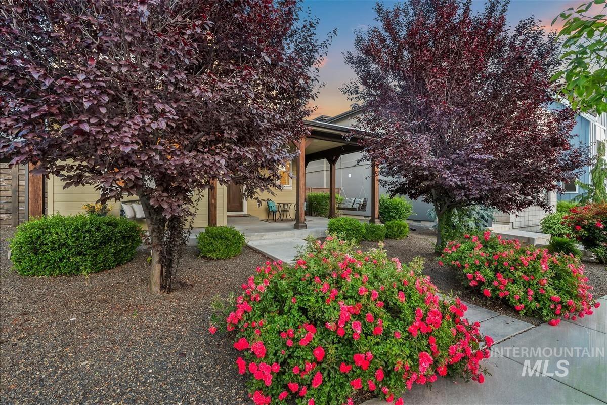 3042 S Shadywood Way, Boise, Idaho 83716, 4 Bedrooms, 2.5 Bathrooms, Residential For Sale, Price $829,000,MLS 98989923