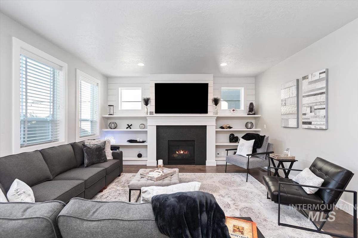 3042 S Shadywood Way, Boise, Idaho 83716, 4 Bedrooms, 2.5 Bathrooms, Residential For Sale, Price $829,000,MLS 98989923