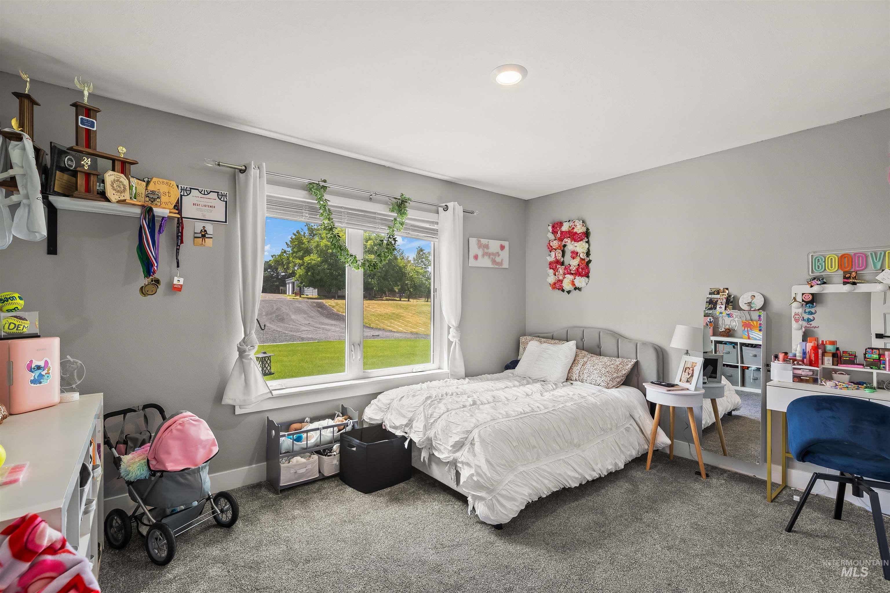 2581 26th St., Clarkston, Washington 99403, 4 Bedrooms, 2.5 Bathrooms, Residential For Sale, Price $865,000,MLS 98989926
