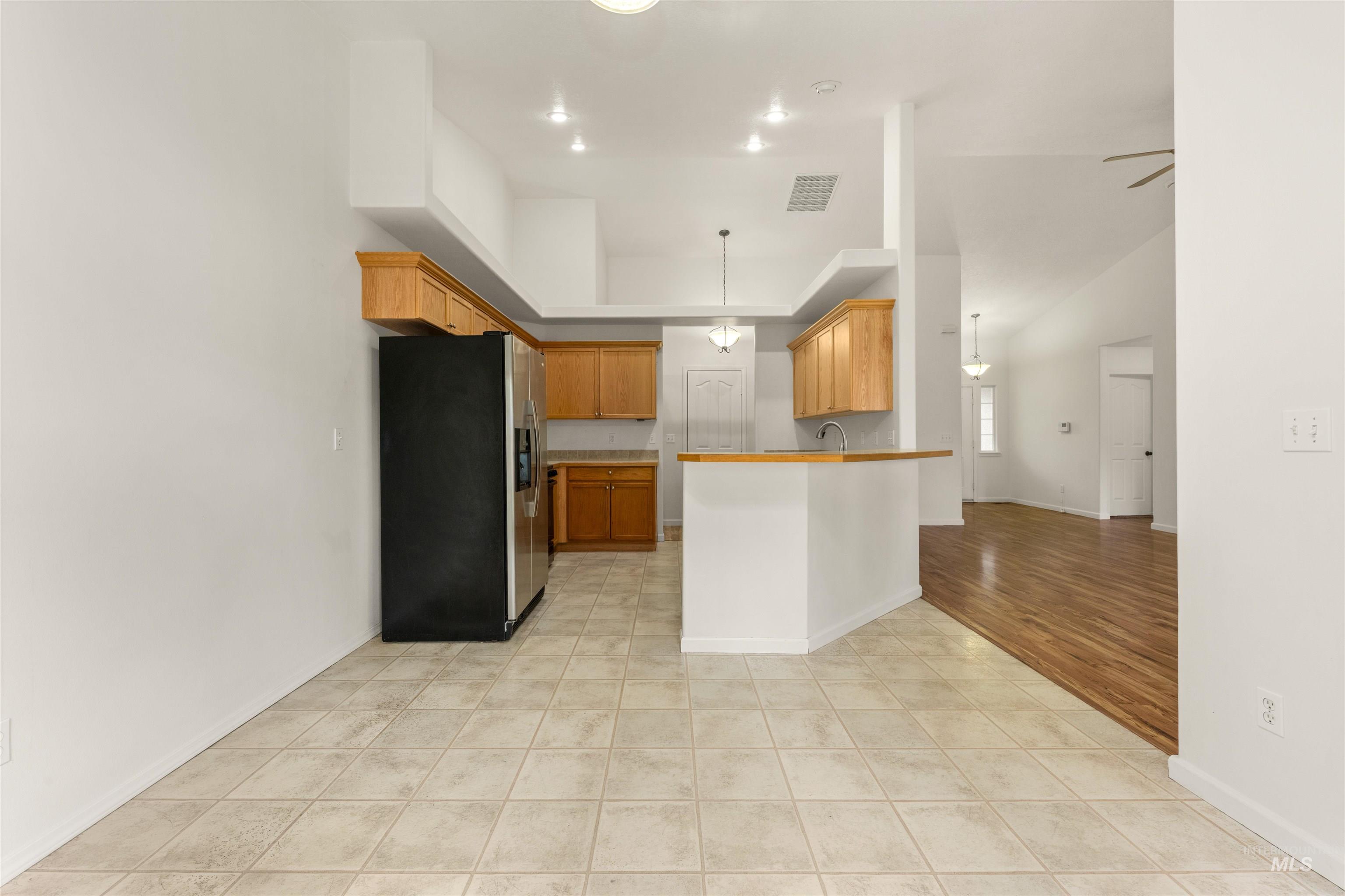 9518 W Kate Dr, Boise, Idaho 83714, 3 Bedrooms, 2 Bathrooms, Residential For Sale, Price $485,000,MLS 98989928