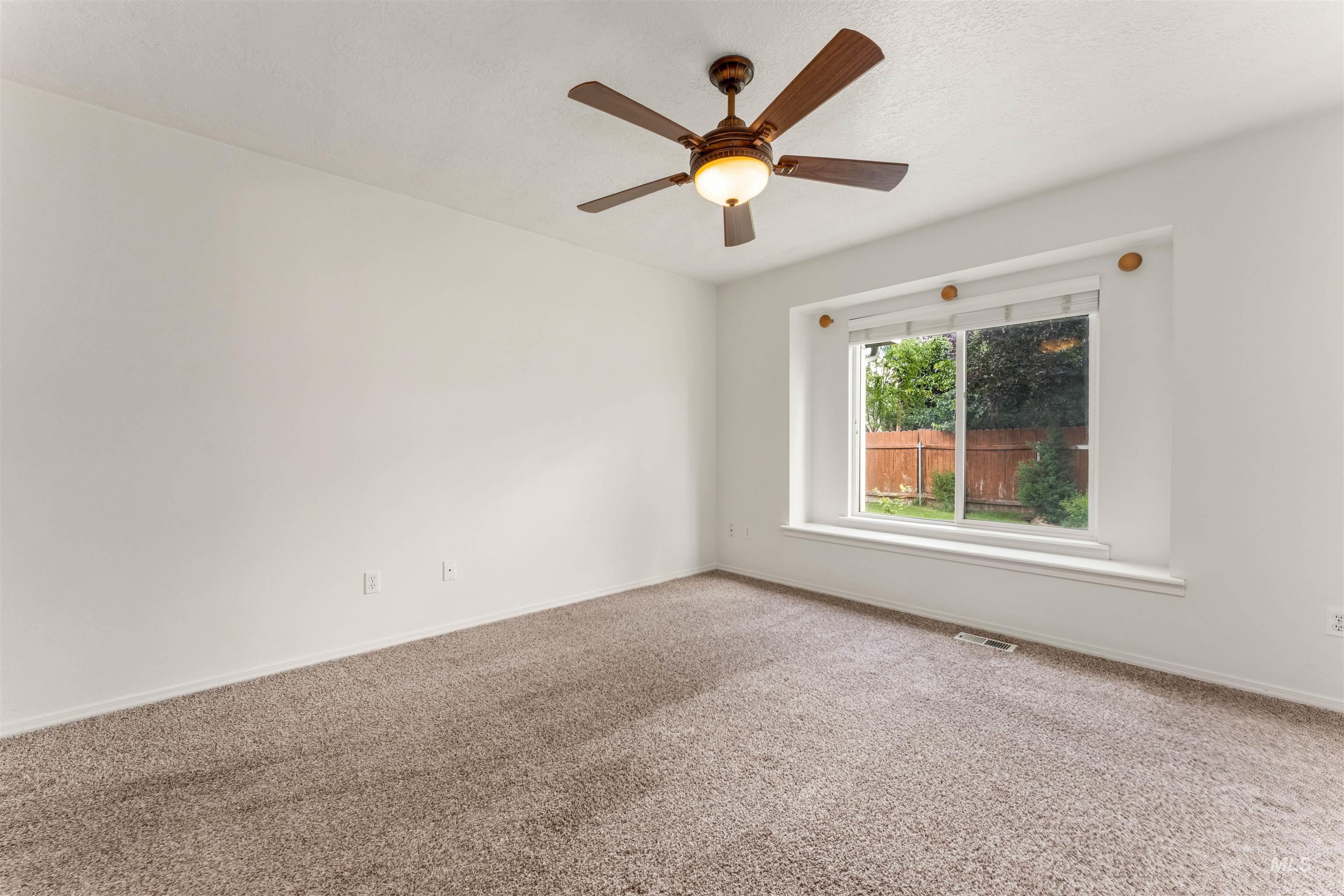 9518 W Kate Dr, Boise, Idaho 83714, 3 Bedrooms, 2 Bathrooms, Residential For Sale, Price $485,000,MLS 98989928