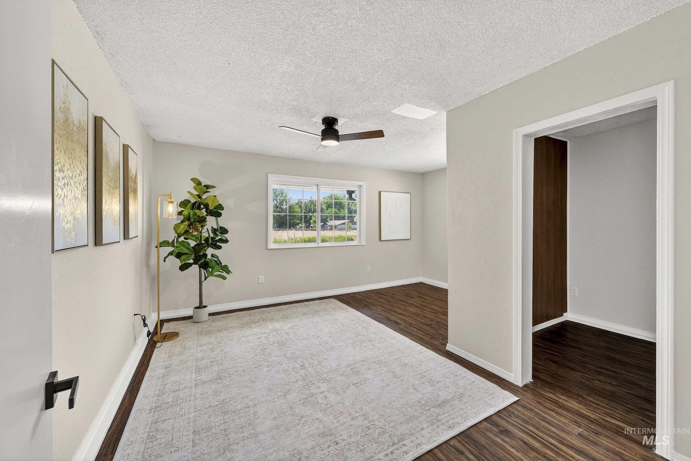 1408 N Indiana Ave, Caldwell, Idaho 83605-2202, 3 Bedrooms, 1 Bathroom, Residential For Sale, Price $329,000,MLS 98989929