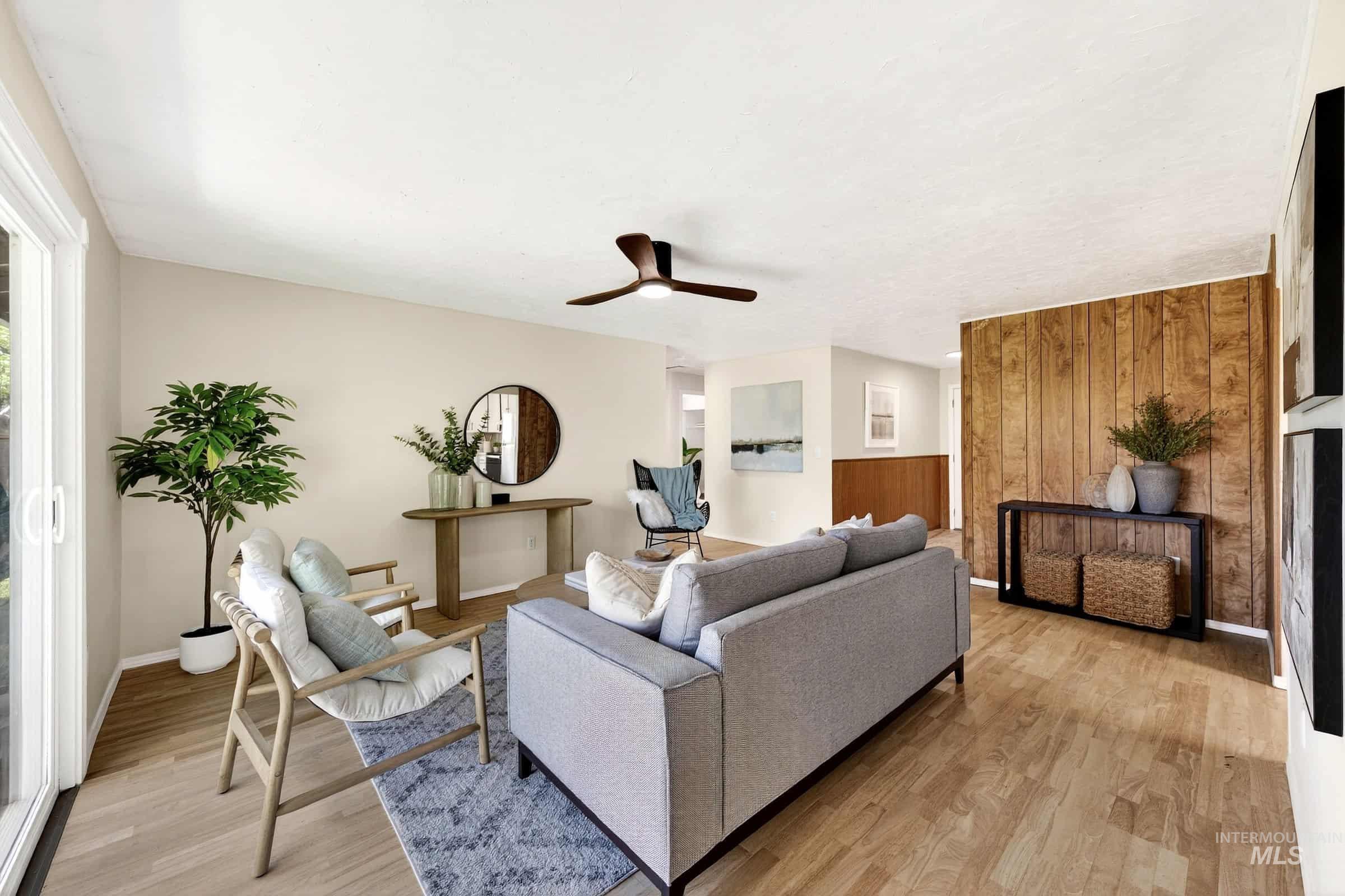 1408 N Indiana Ave, Caldwell, Idaho 83605-2202, 3 Bedrooms, 1 Bathroom, Residential For Sale, Price $329,000,MLS 98989929