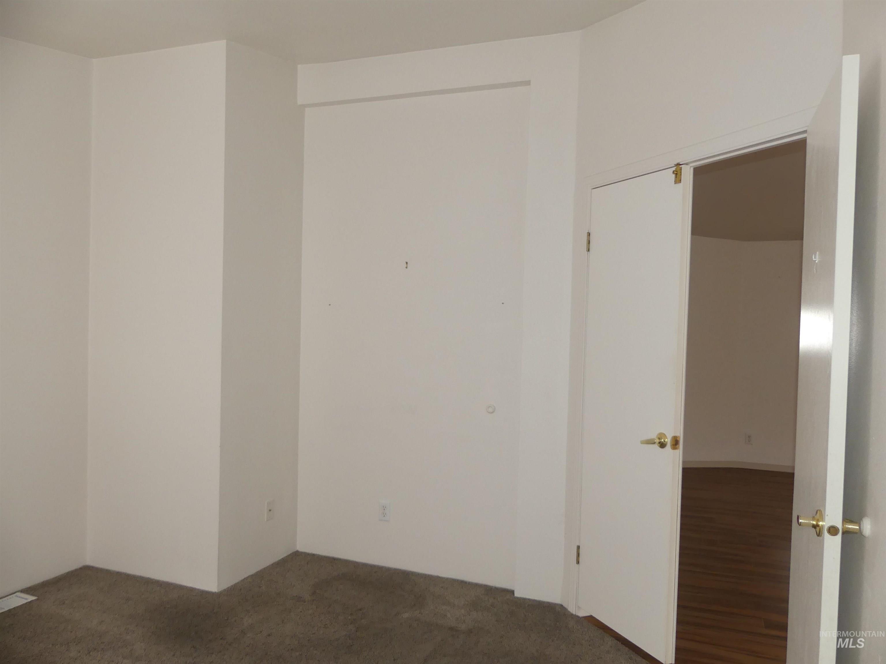 1430 Chestnut St, Clarkston, Washington 99403, 3 Bedrooms, 2 Bathrooms, Residential For Sale, Price $159,000, 98989932