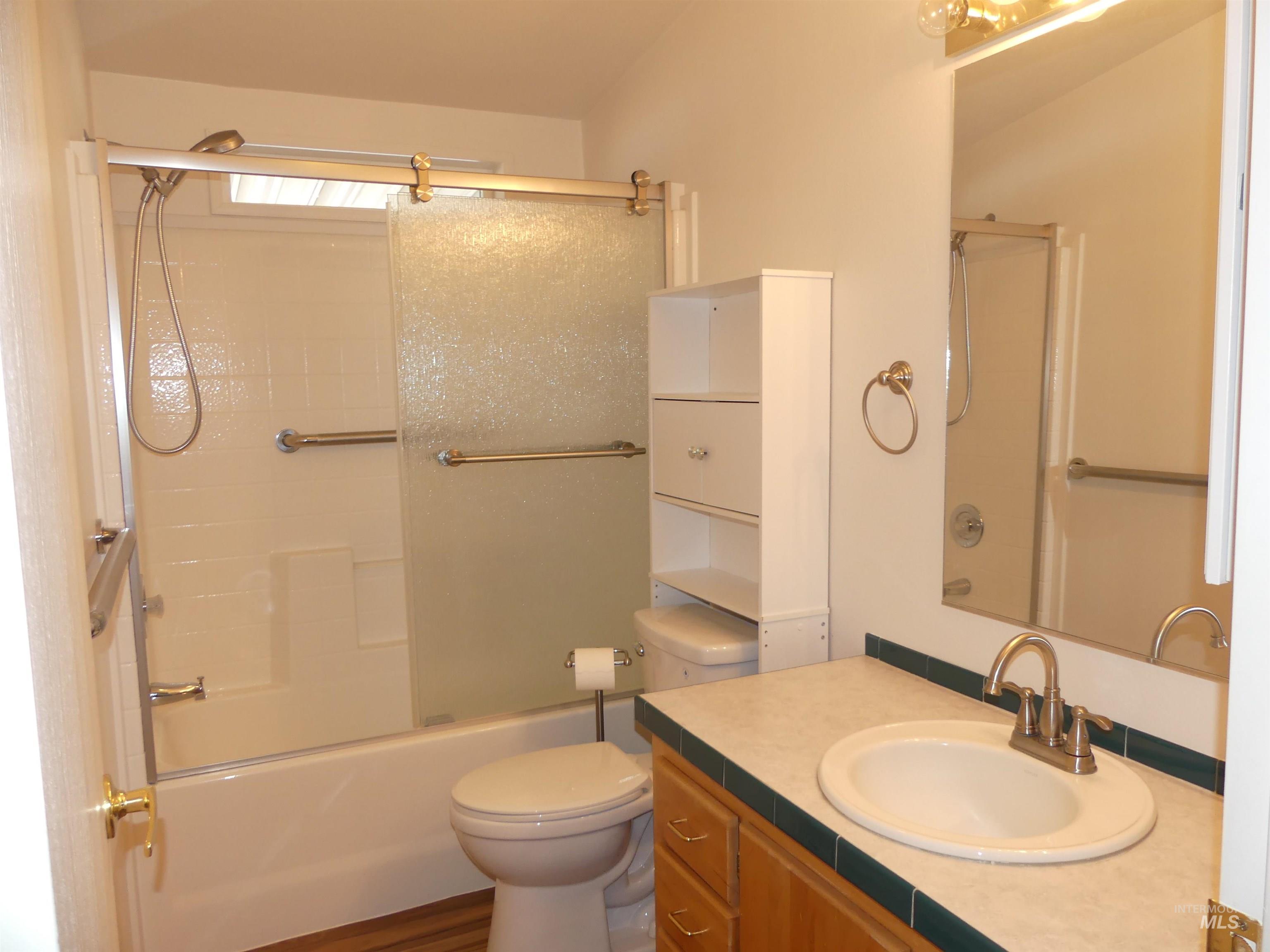 1430 Chestnut St, Clarkston, Washington 99403, 3 Bedrooms, 2 Bathrooms, Residential For Sale, Price $159,000, 98989932