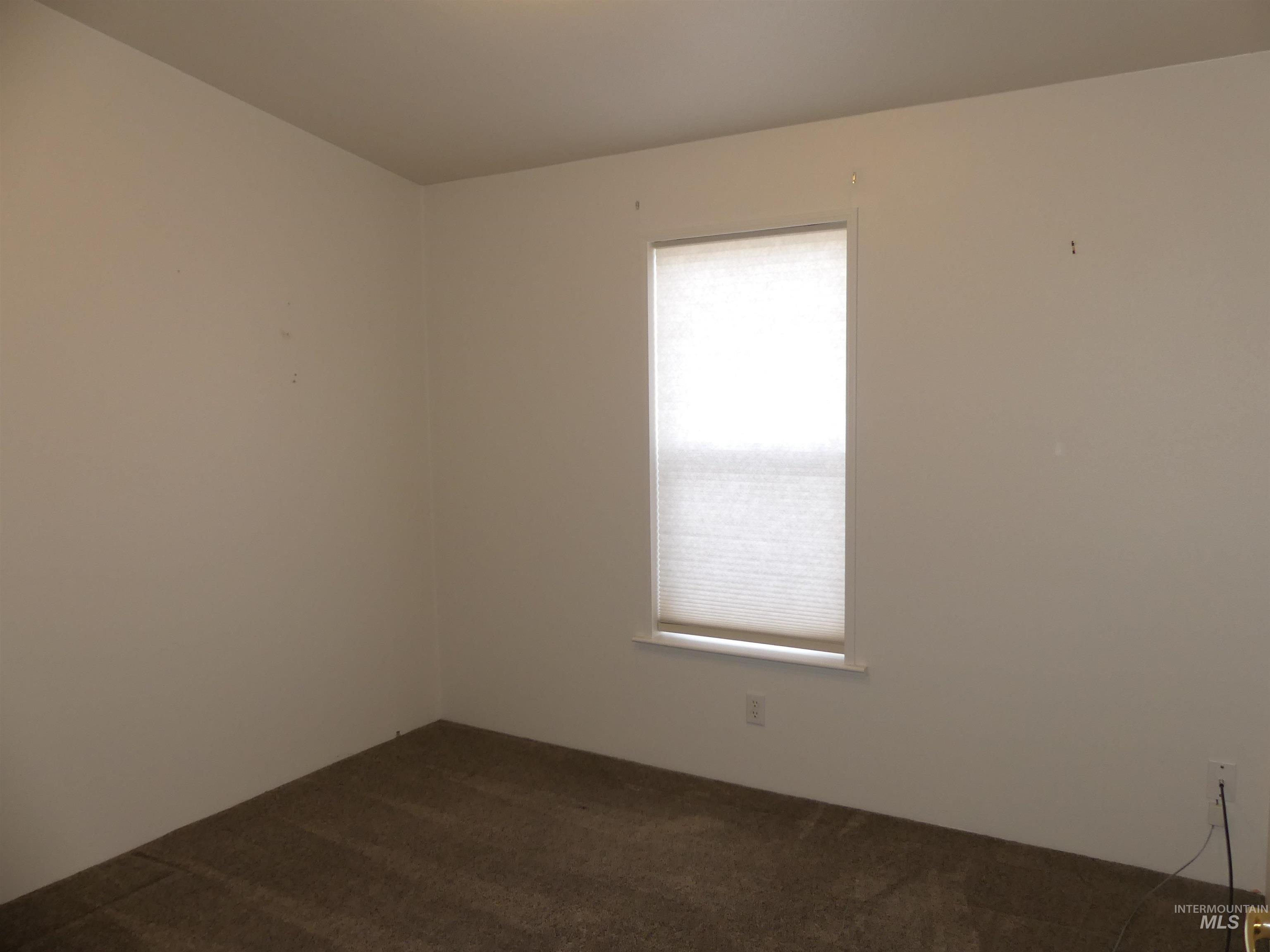 1430 Chestnut St, Clarkston, Washington 99403, 3 Bedrooms, 2 Bathrooms, Residential For Sale, Price $159,000, 98989932